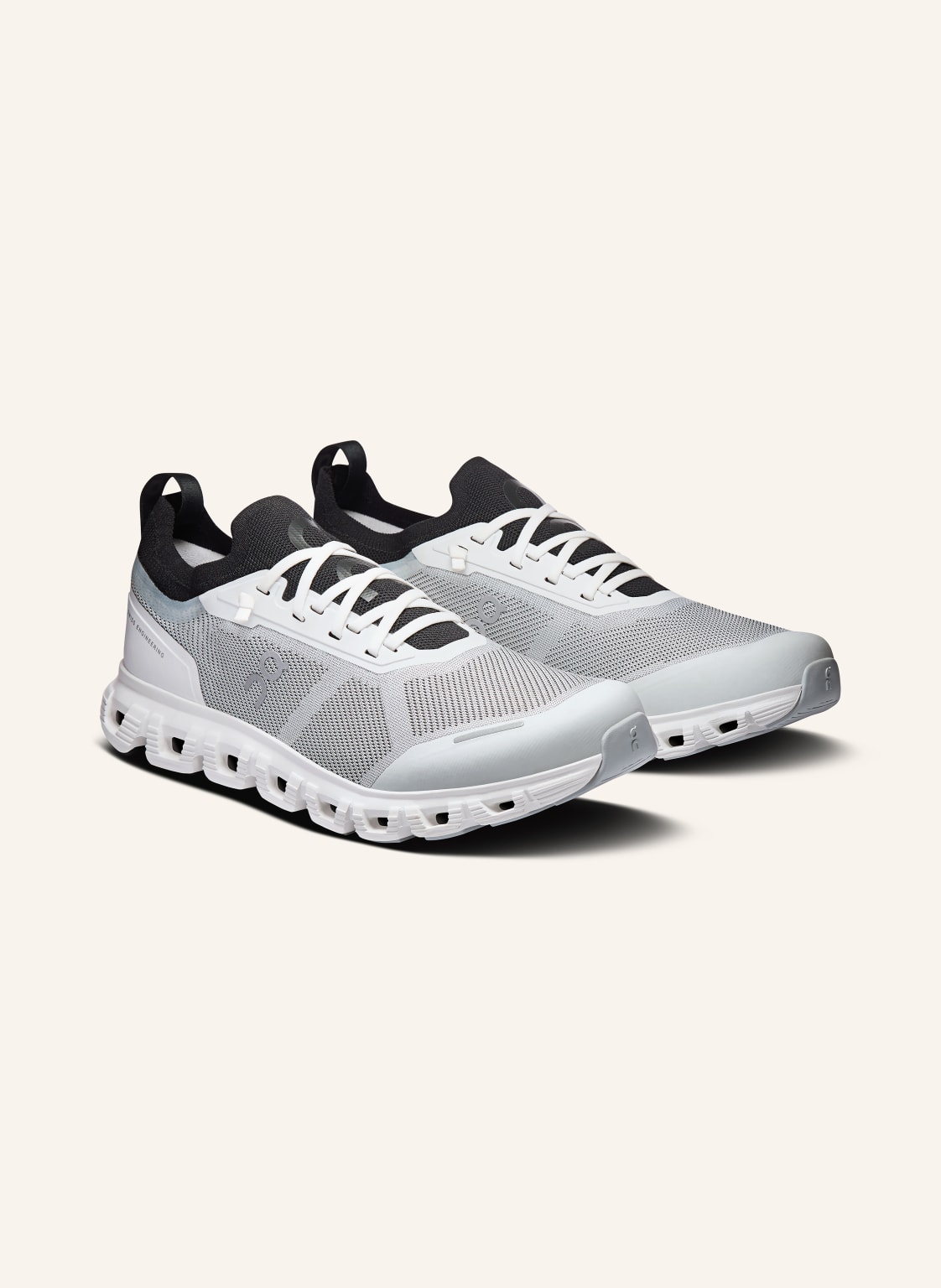 Produktový obrázek On On Sneakersy Cloud 6 Versa bílá / šedá / černá