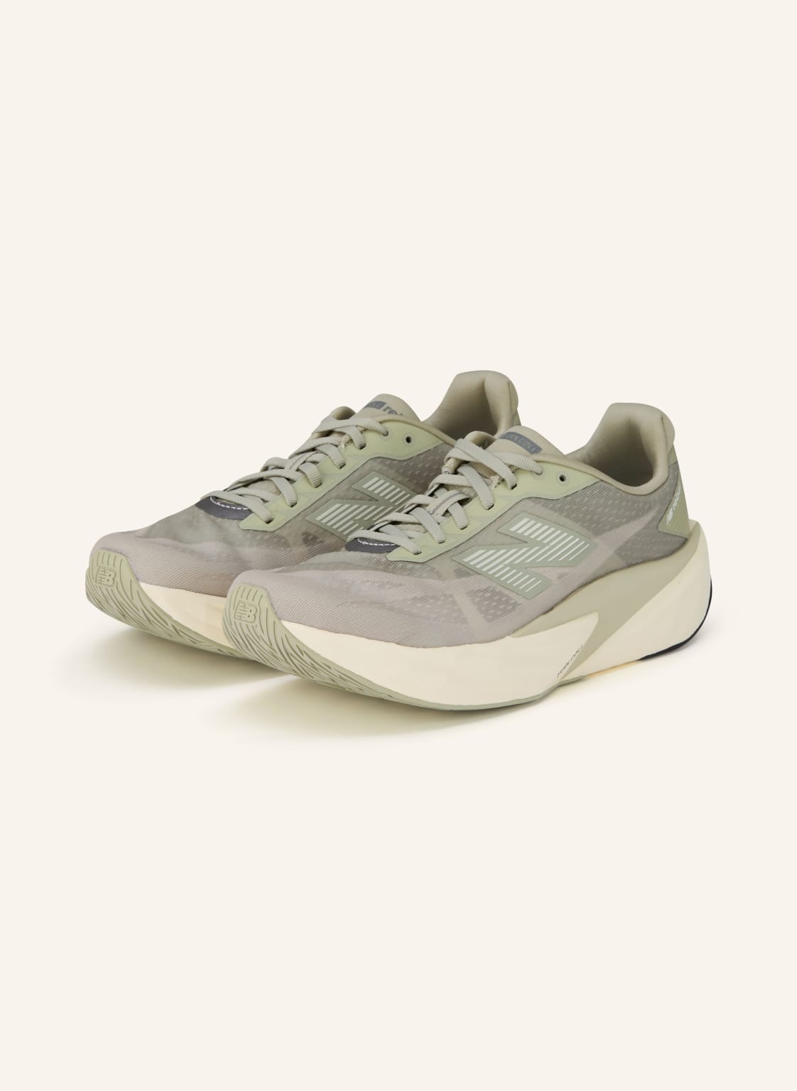 Produktový obrázek New Balance New Balance Běžecké Boty Fuelcell Rebel v5 světle zelená