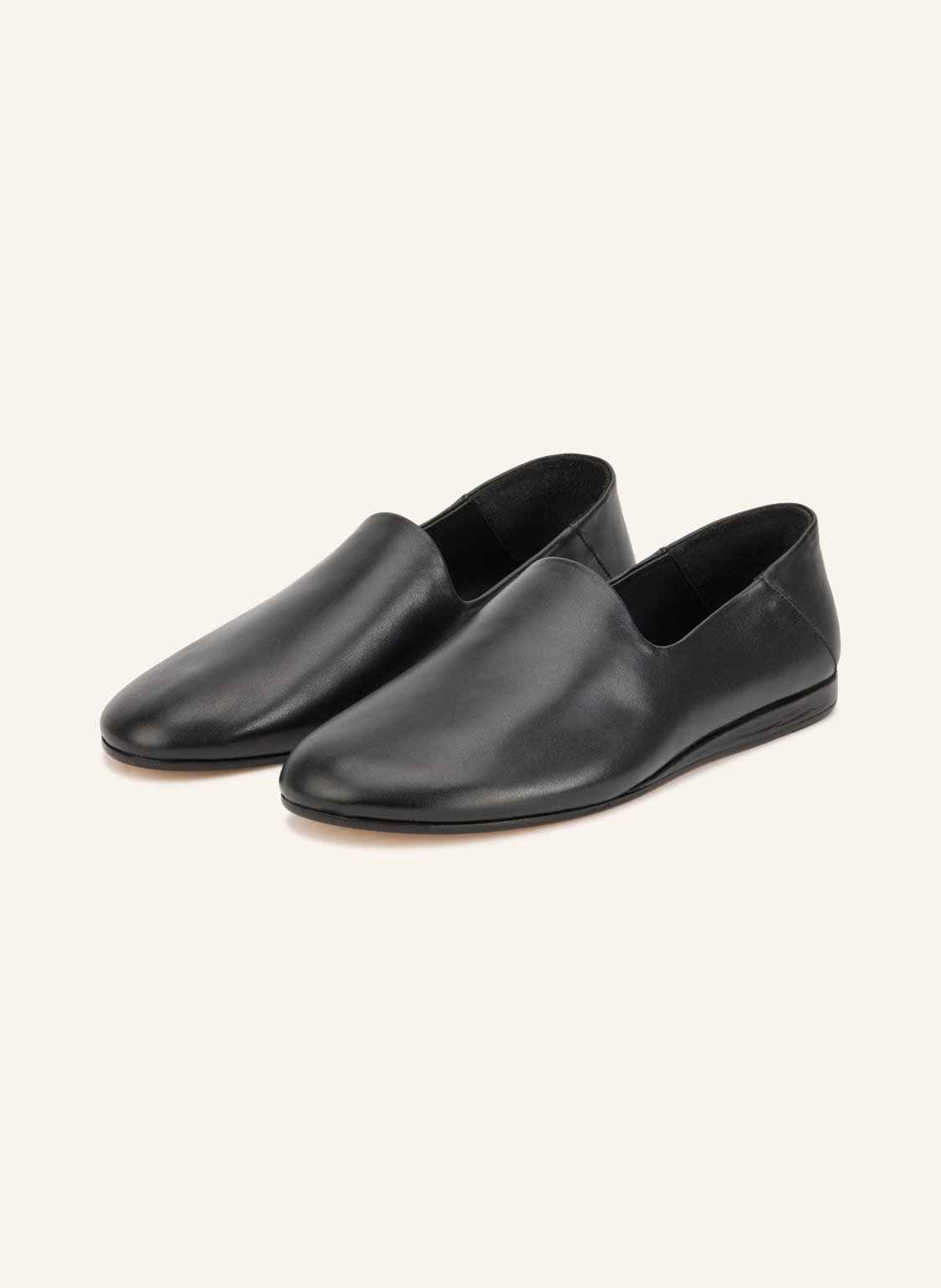 Produktový obrázek JACQUEMUS Jacquemus Pantofle Les Pantoufles S Výřezy černá