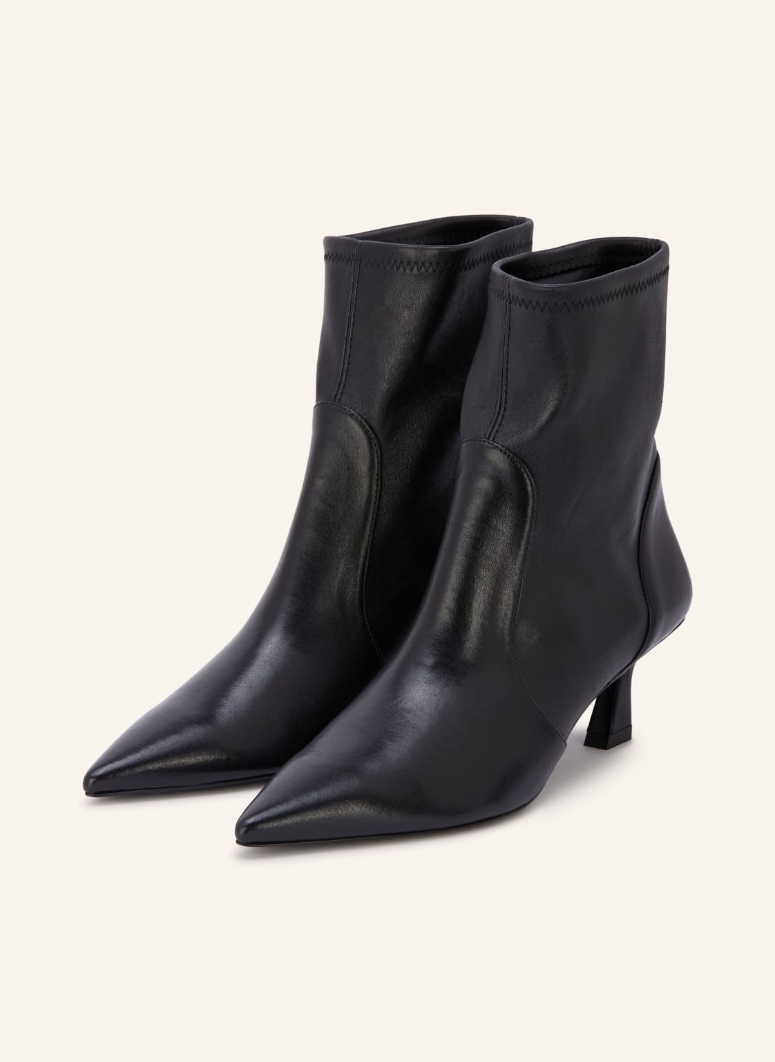 Produktový obrázek Stuart Weitzman Stuart Weitzman Kotníkové Boty Vinniebootie 50 černá