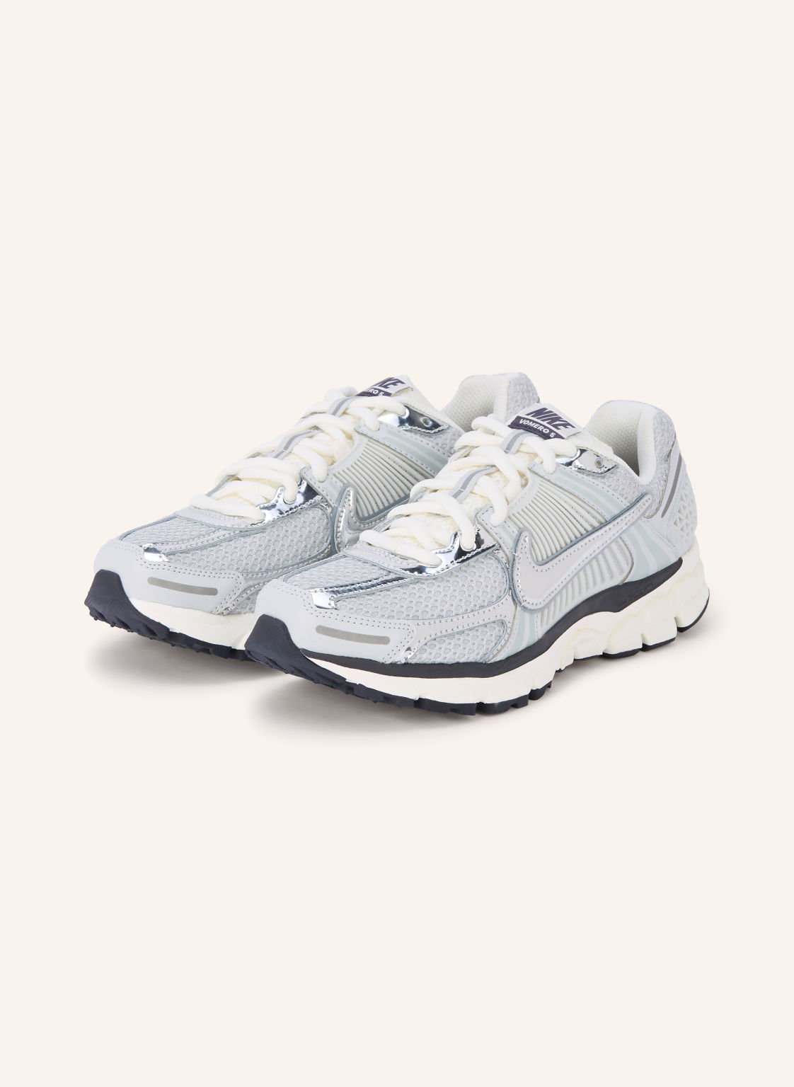 Produktový obrázek Nike Nike Sneakersy Zoom Vomero 5 světle šedá / stříbrná