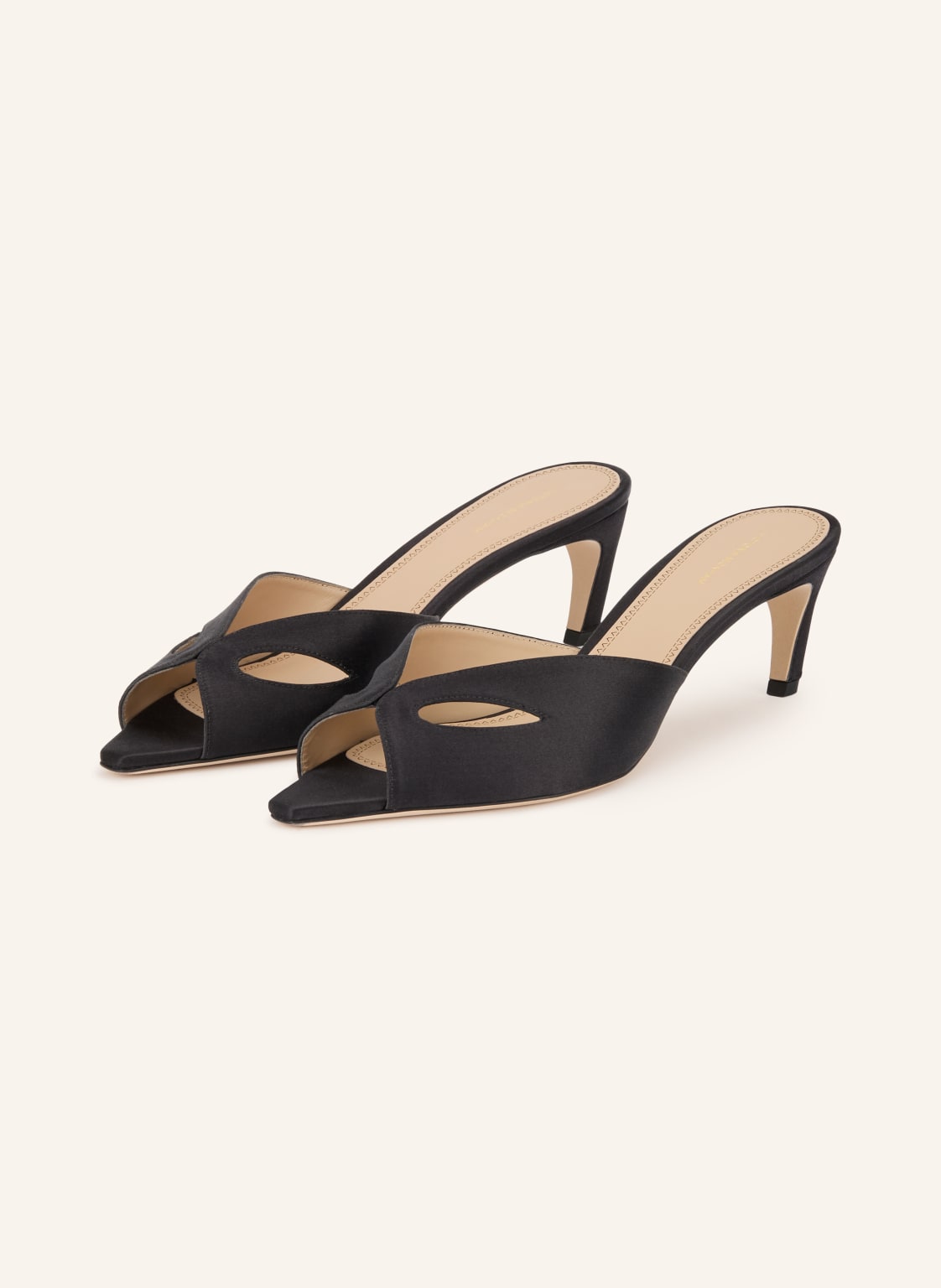 Produktový obrázek Victoria Beckham Victoria Beckham Mules Harlow Mask S Výřezy černá
