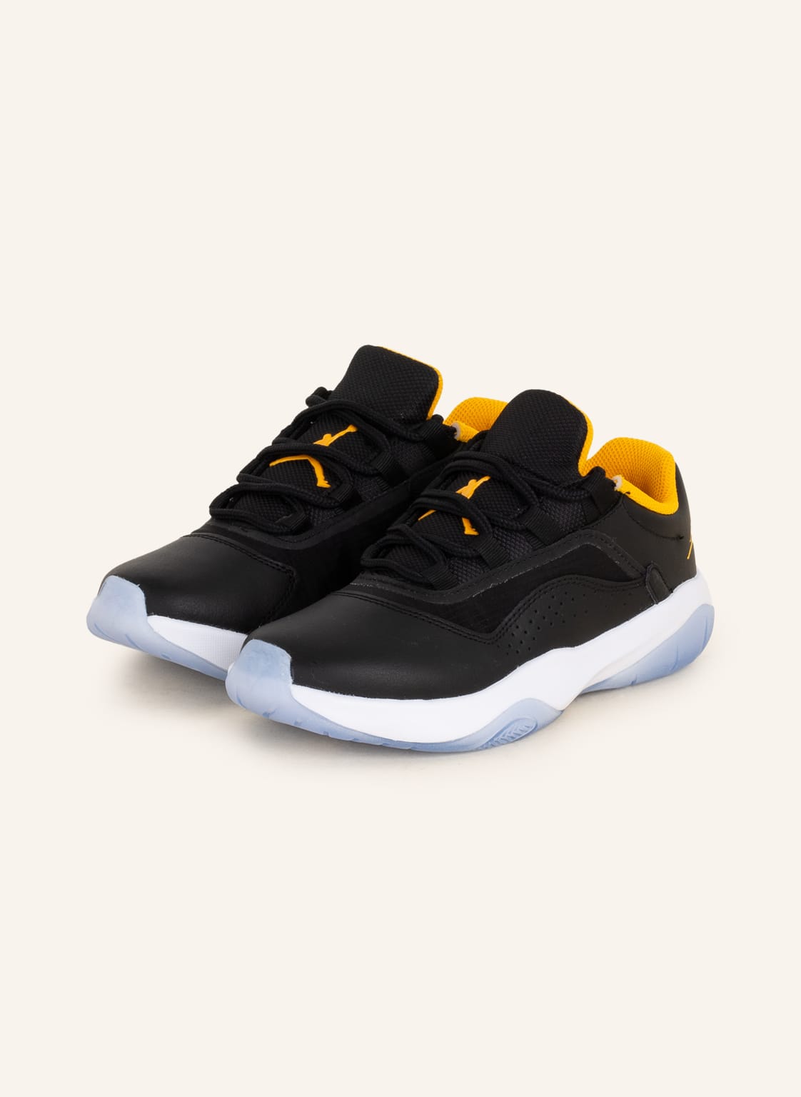Image of Jordan Sneaker Air Jordan 11 Cmft Low schwarz