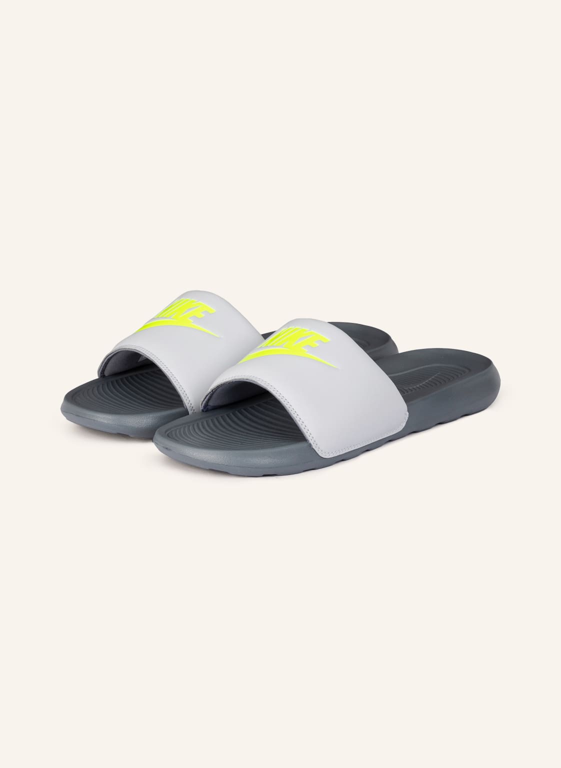 Image of Nike Pantoletten Victori One grau
