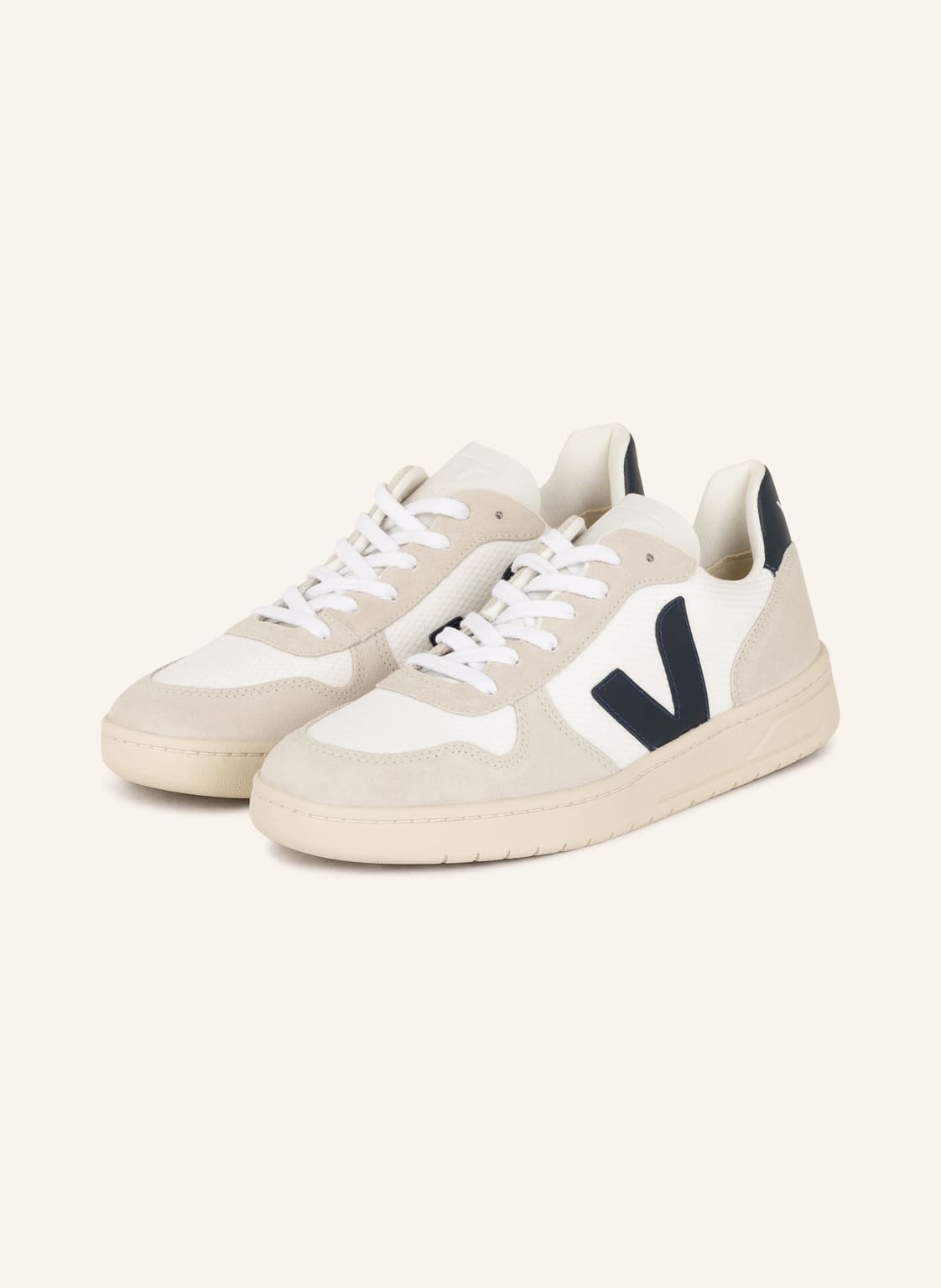 Image of Veja Sneaker V-10 weiss