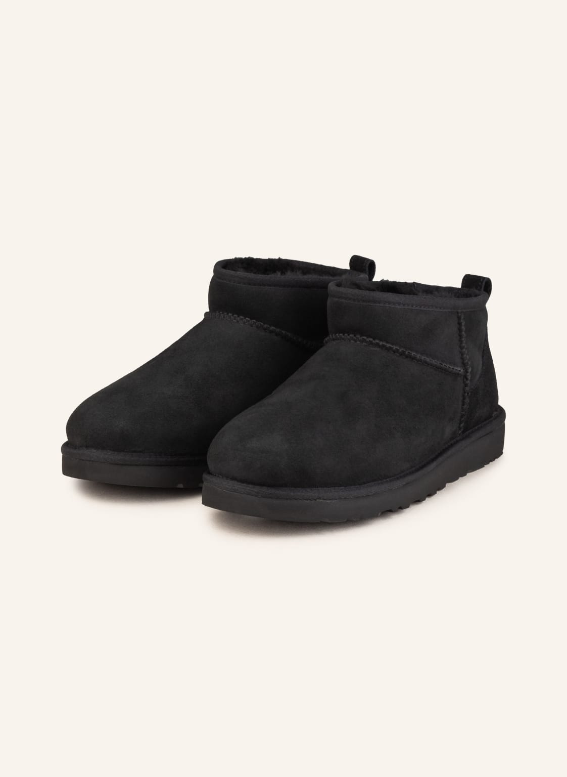 Produktový obrázek Ugg Ugg Boots Classic Ultra Mini černá
