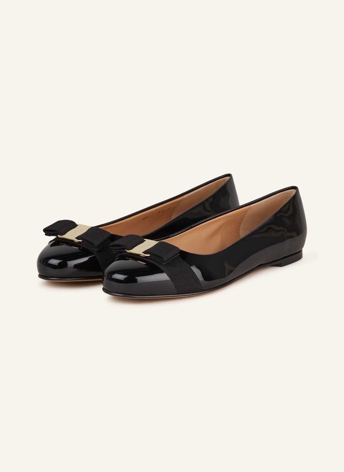 Produktový obrázek FERRAGAMO Ferragamo Lakované Baleríny Varina černá