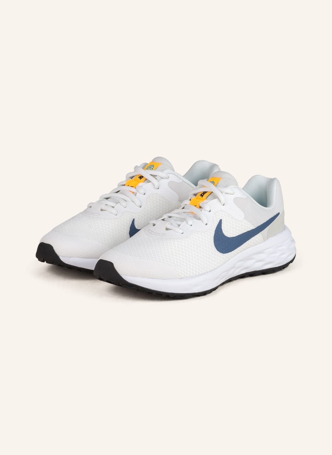 Image of Nike Sneaker Revolution 6 weiss