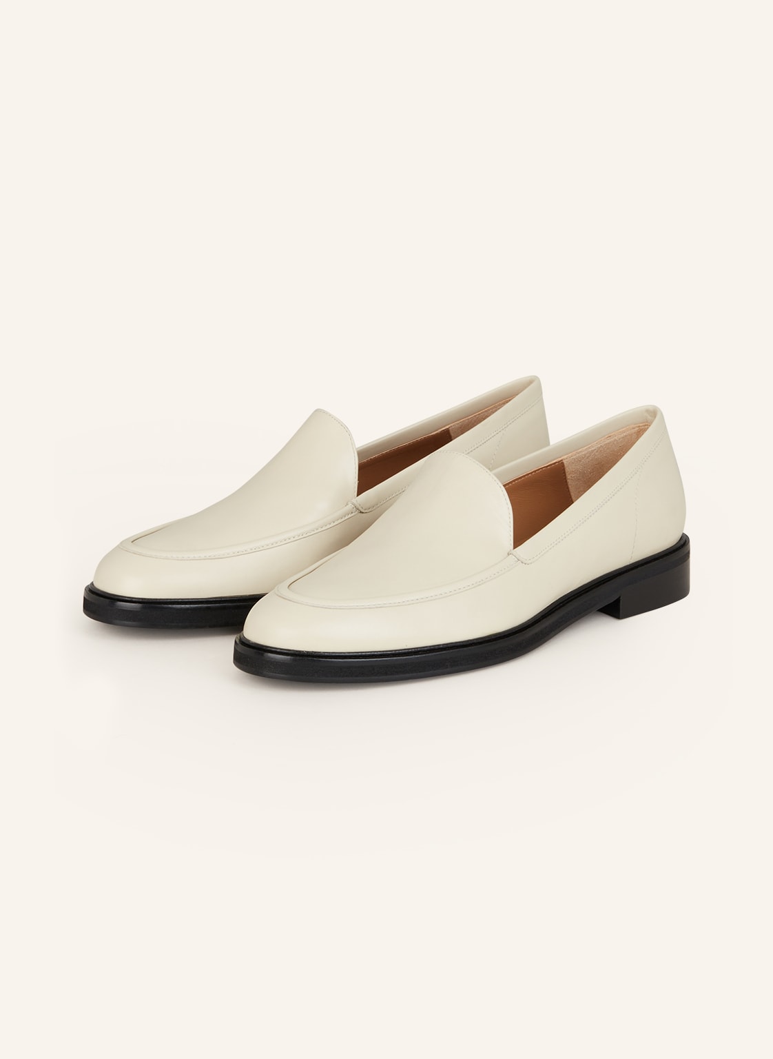 Image of Flattered Loafer Sanna weiss