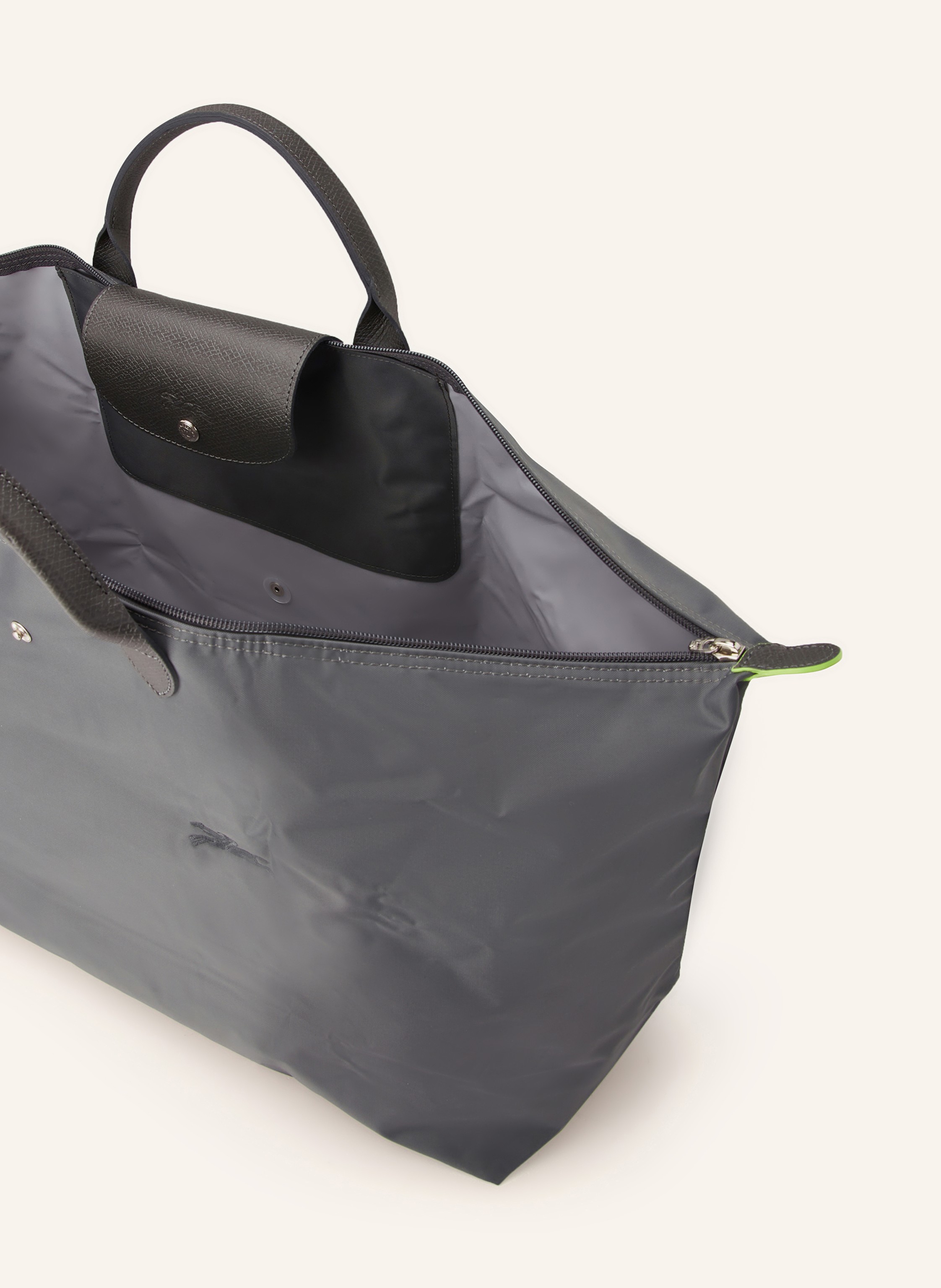Thumbnail - Longchamp Weekender Le Pliage M grau