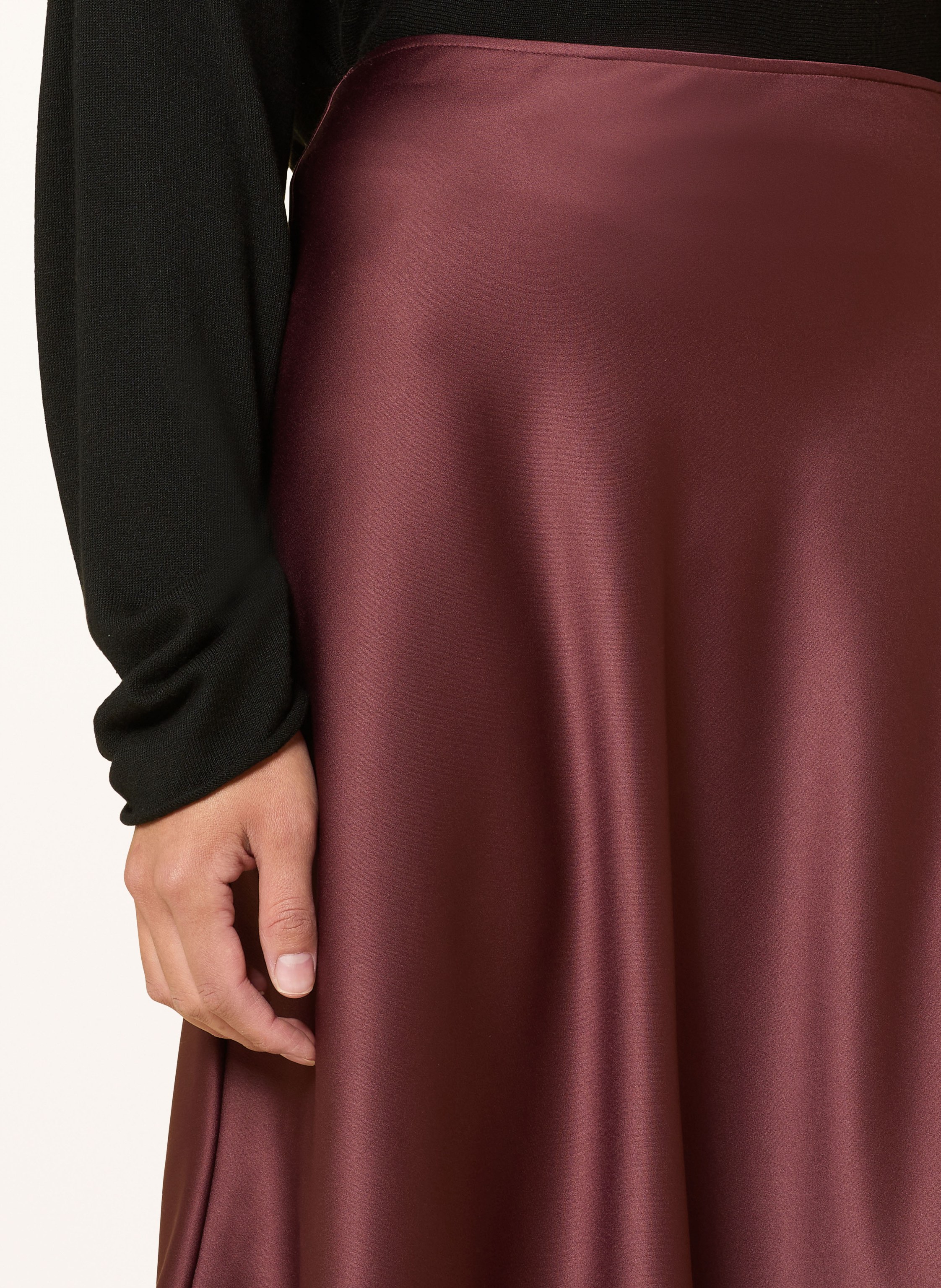 Thumbnail - Juvia Satinrock Cathleen rot