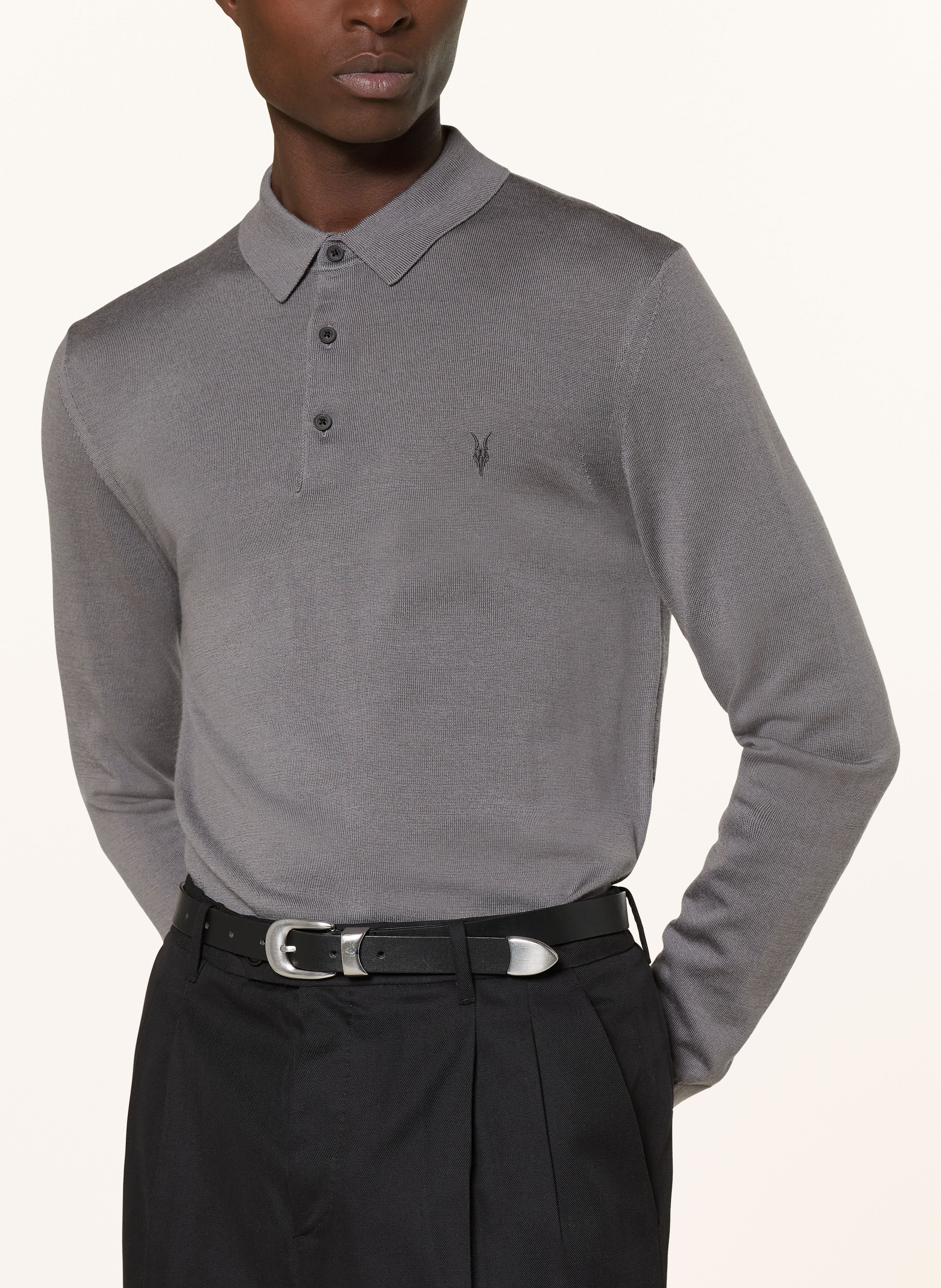 Thumbnail - Allsaints Strick-Poloshirt Mode Aus Merinowolle grau