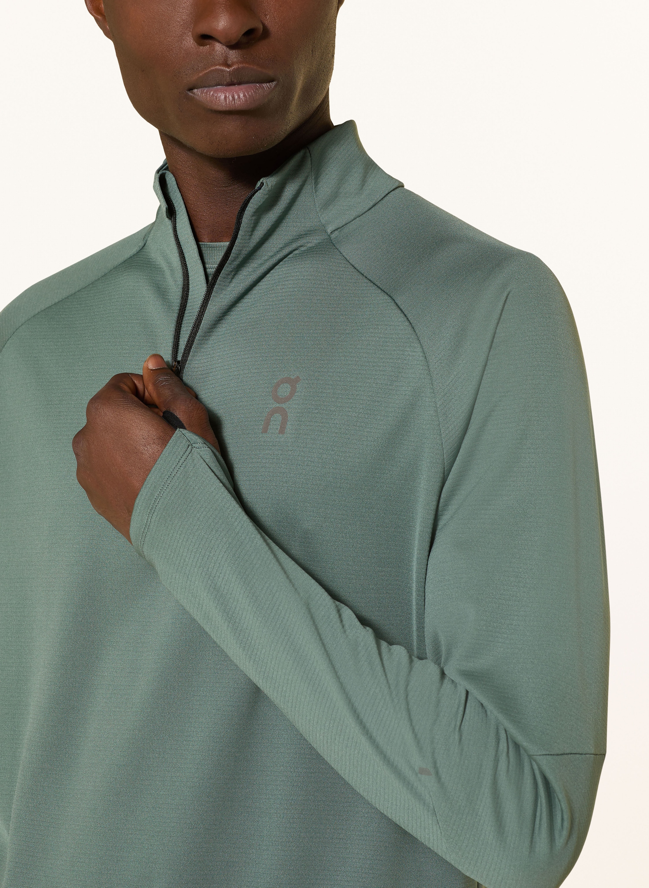 Thumbnail - On Midlayer Climate gruen