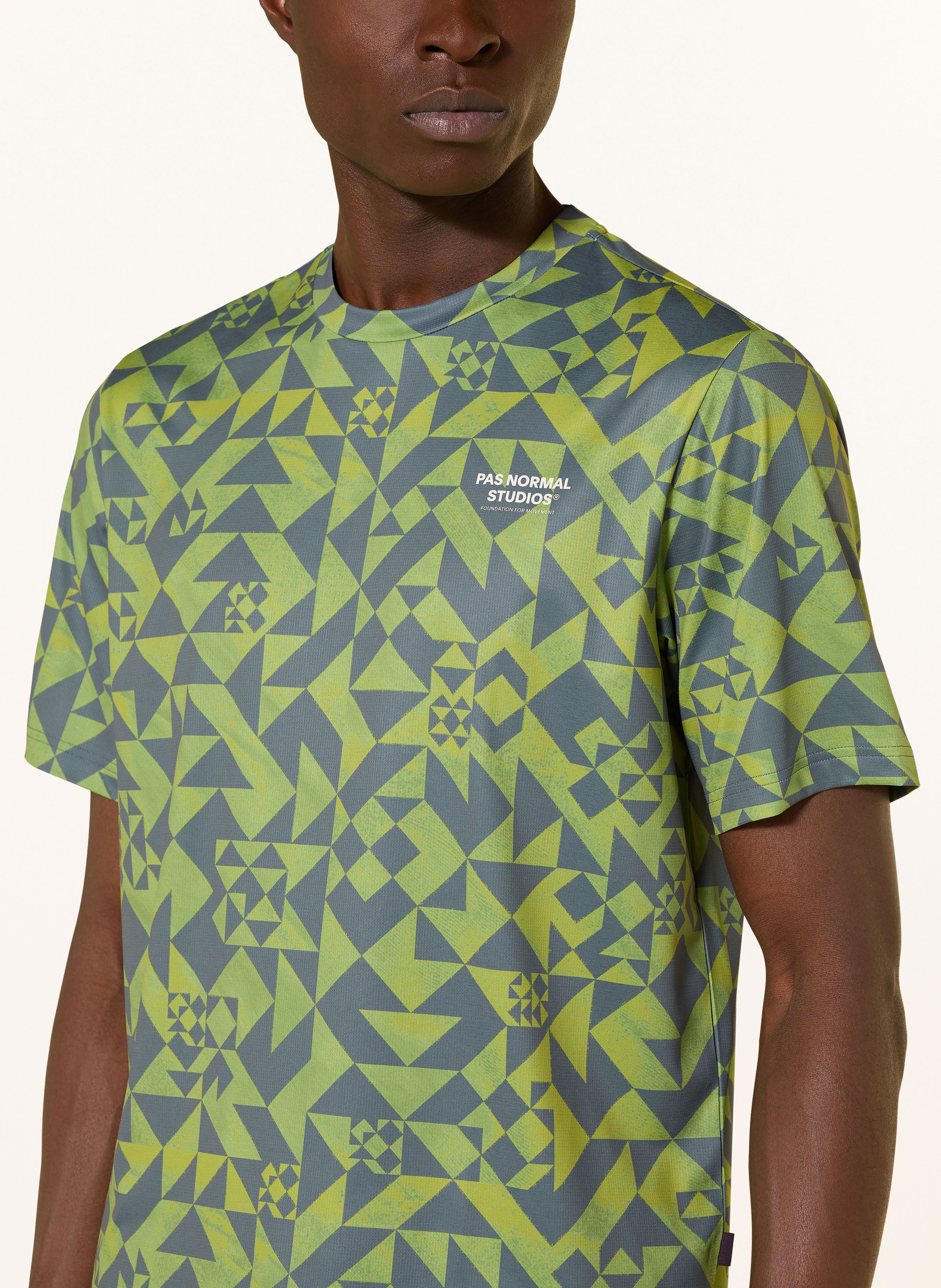 Thumbnail - Pas Normal Studios Laufshirt Balance gruen