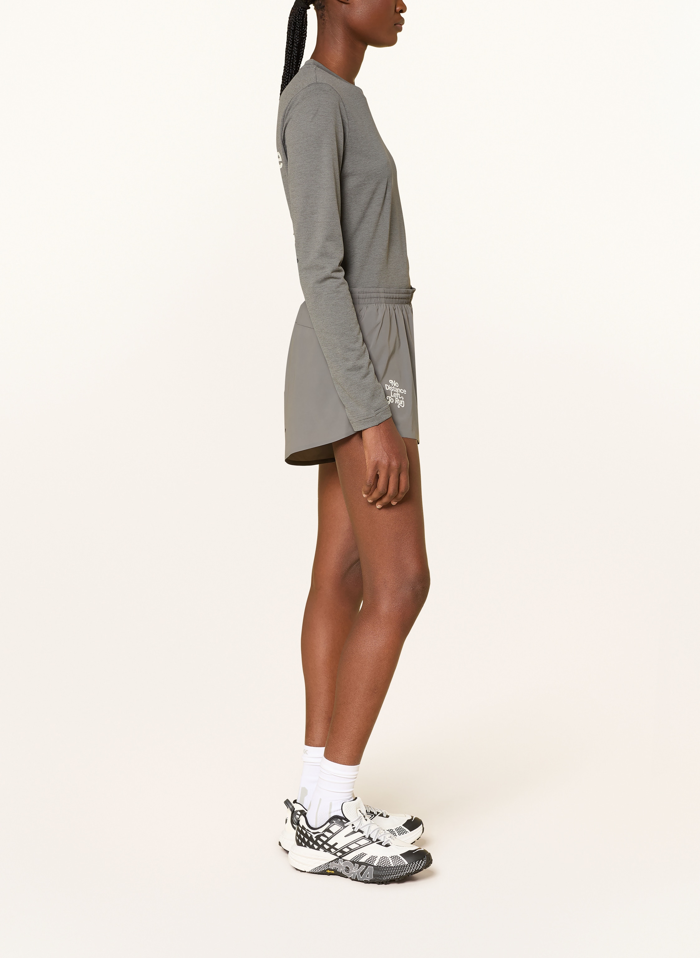 Thumbnail - Pas Normal Studios 2-In-1-Laufshorts Balance grau