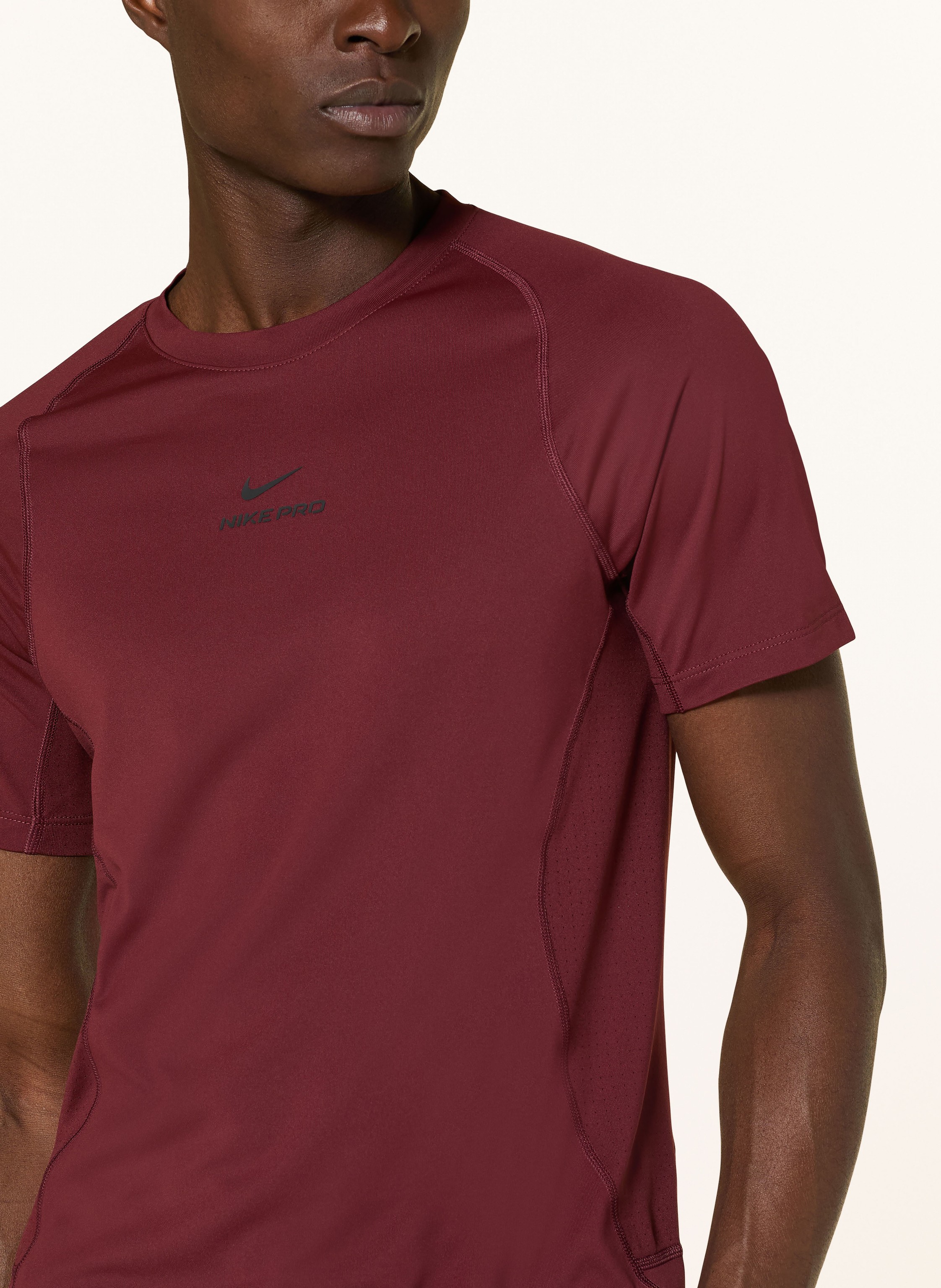 Thumbnail - Nike T-Shirt Pro braun