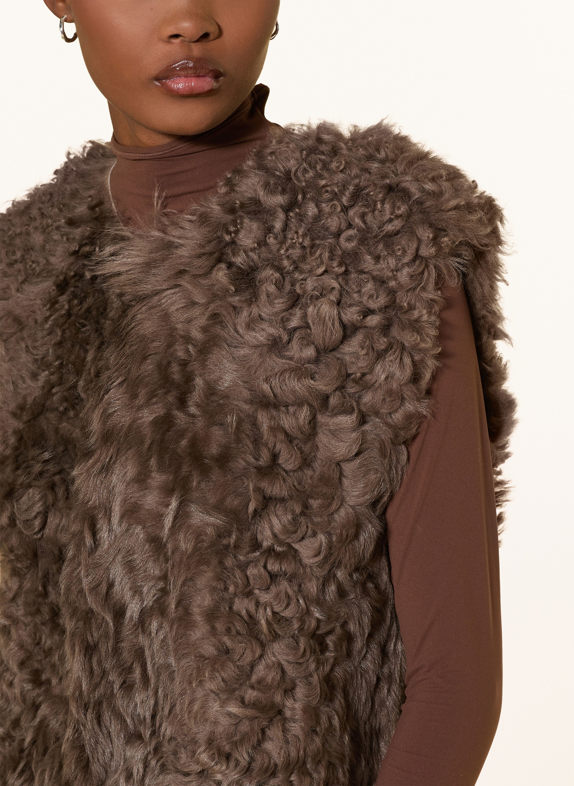 Thumbnail - Mrs & Hugs Weste braun