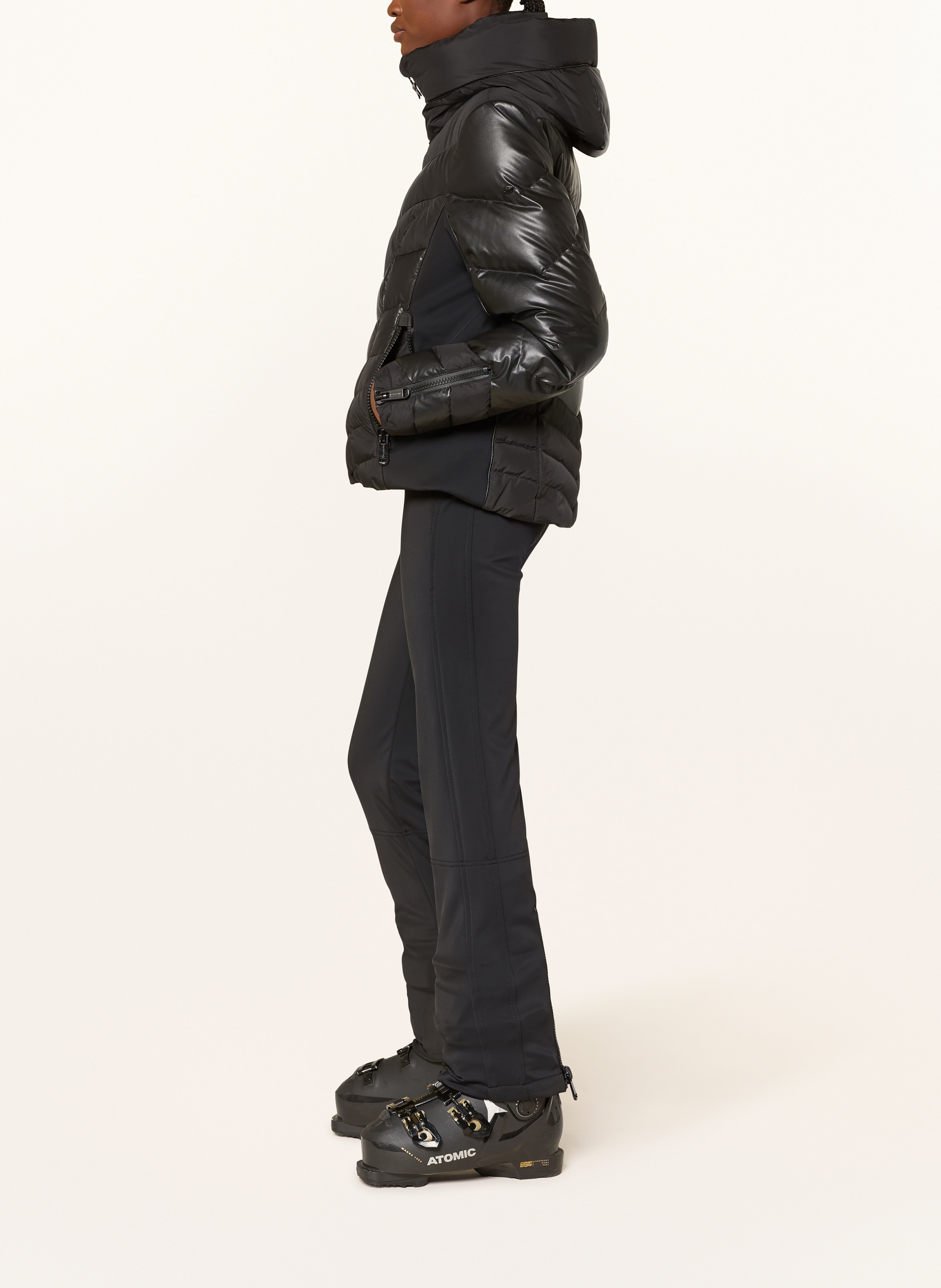 Thumbnail - Goldbergh Daunen-Skijacke Abisso schwarz