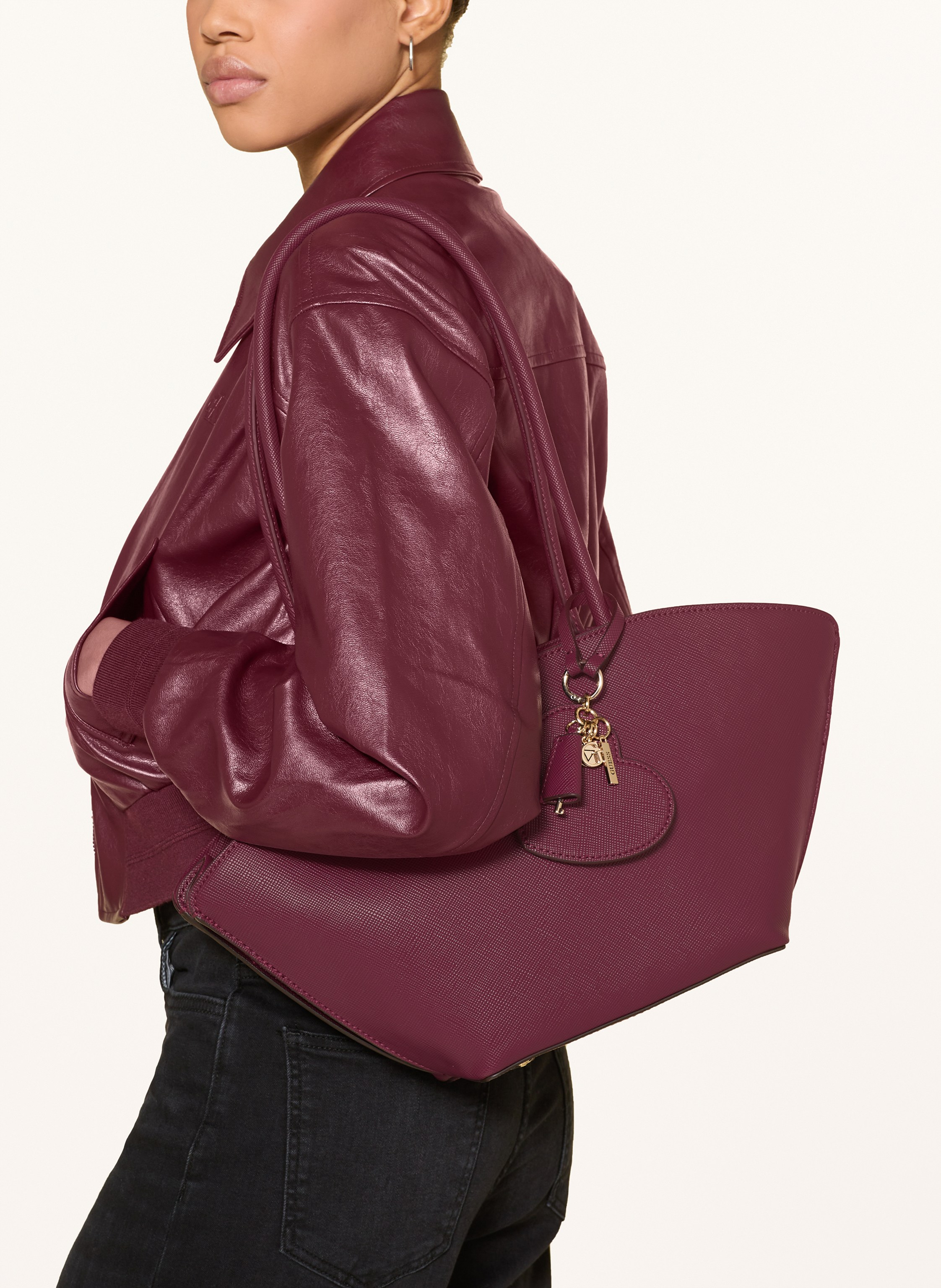 Thumbnail - Guess Schultertasche Bolena rot