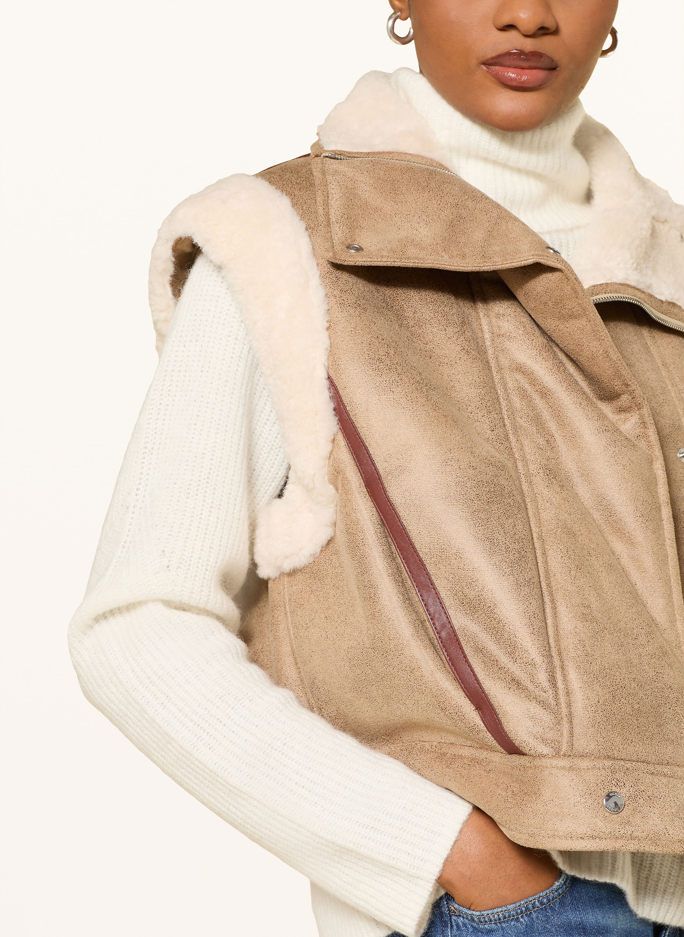 Thumbnail - Boss Jacke Cheerlea In Lederoptik Mit Abnehmbaren Ärmeln braun