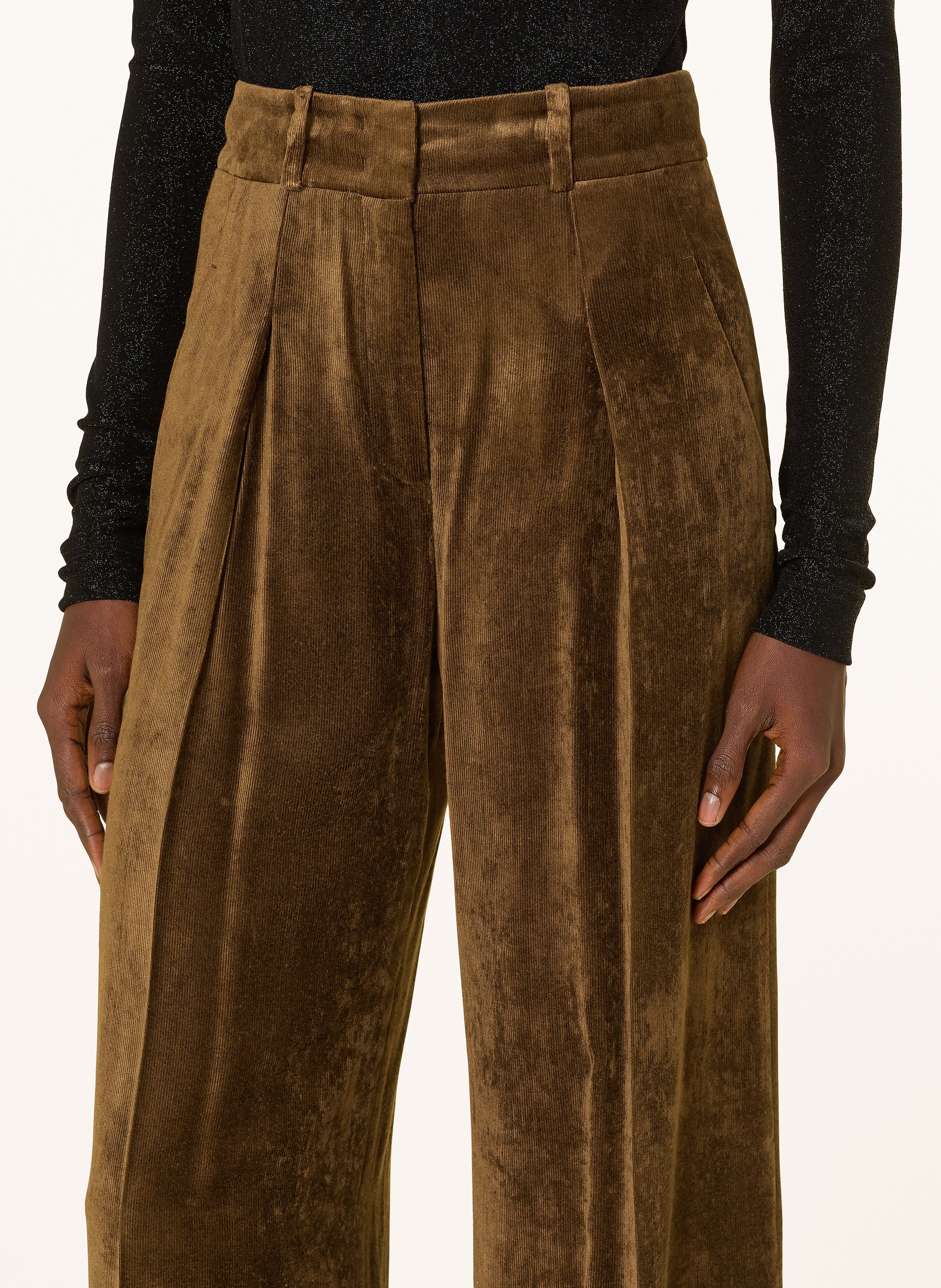 Thumbnail - Sly 010 Marlenehose Flora Aus Cord rot