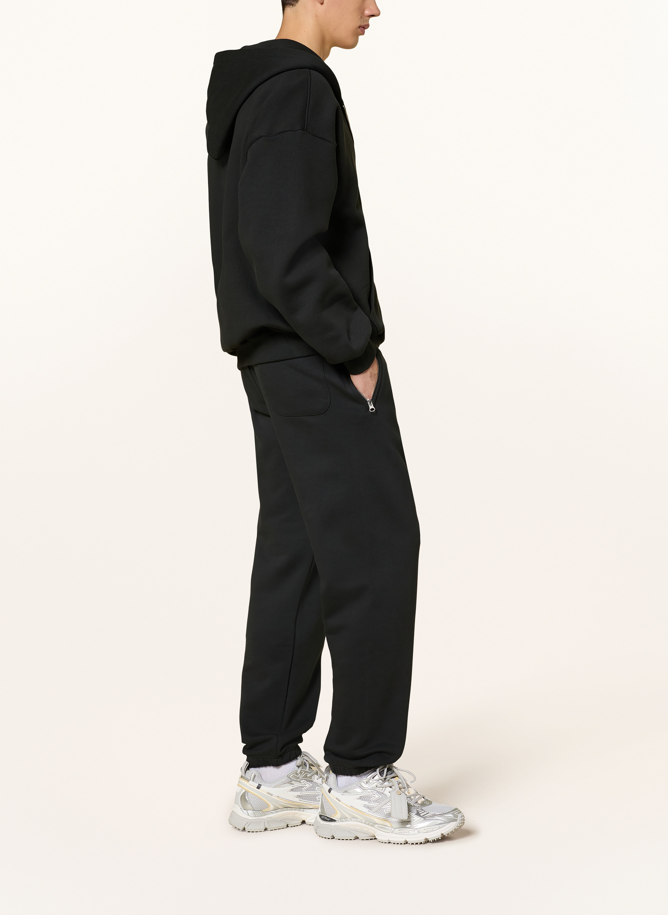 Thumbnail - Wrstbhvr Sweatpants Ilay schwarz