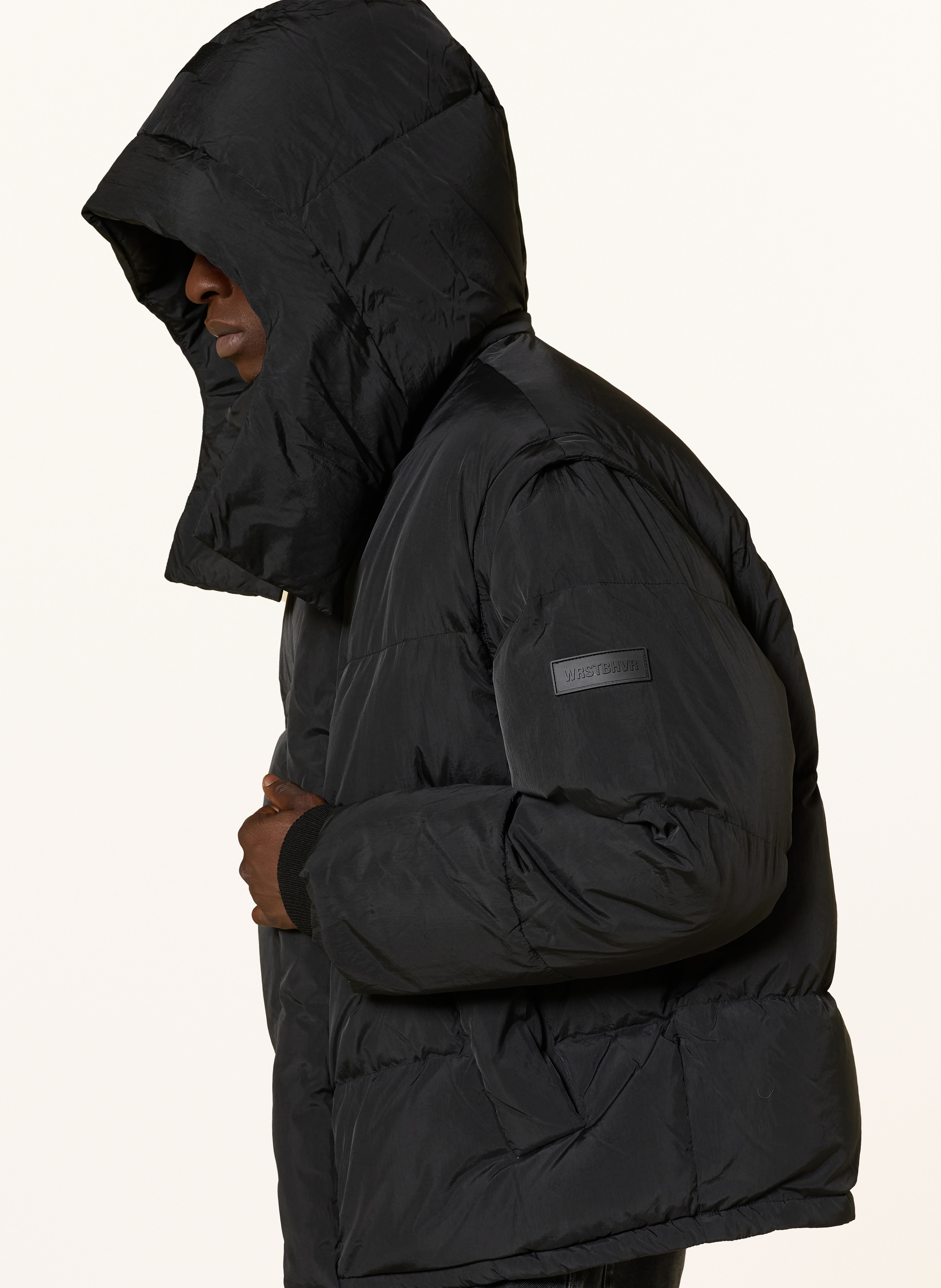 Thumbnail - Wrstbhvr Oversized-Daunenjacke Dave v2 Mit Abnehmbaren Ärmeln Und Kapuze schwarz