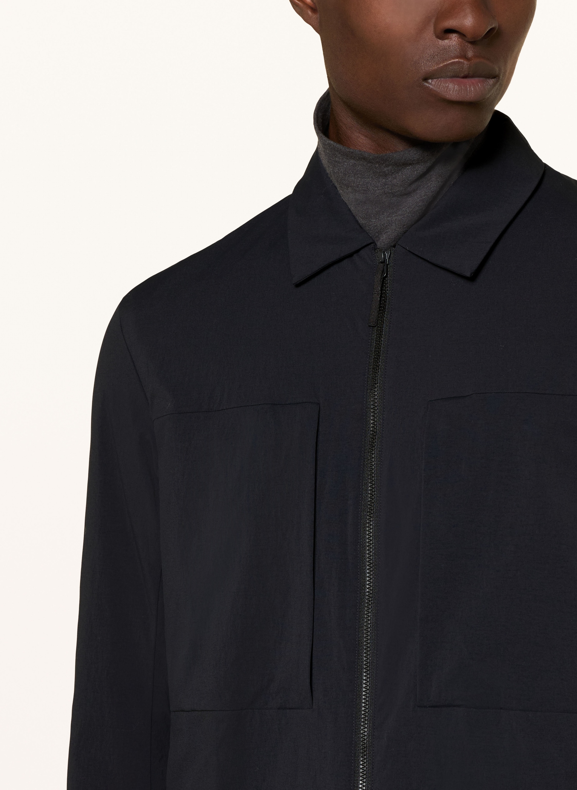 Thumbnail - Veilance Jacke Mionn schwarz