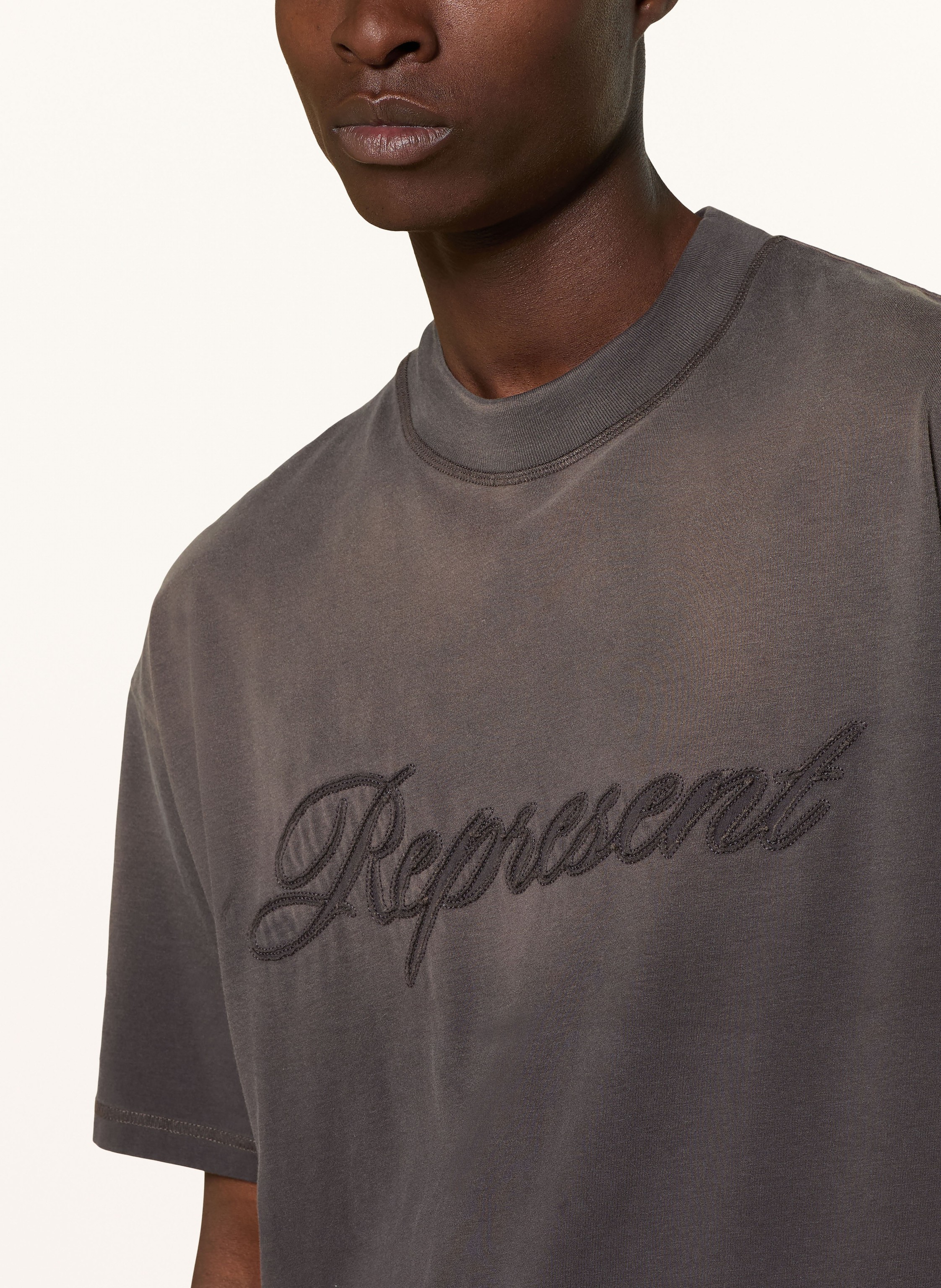 Thumbnail - Represent T-Shirt grau