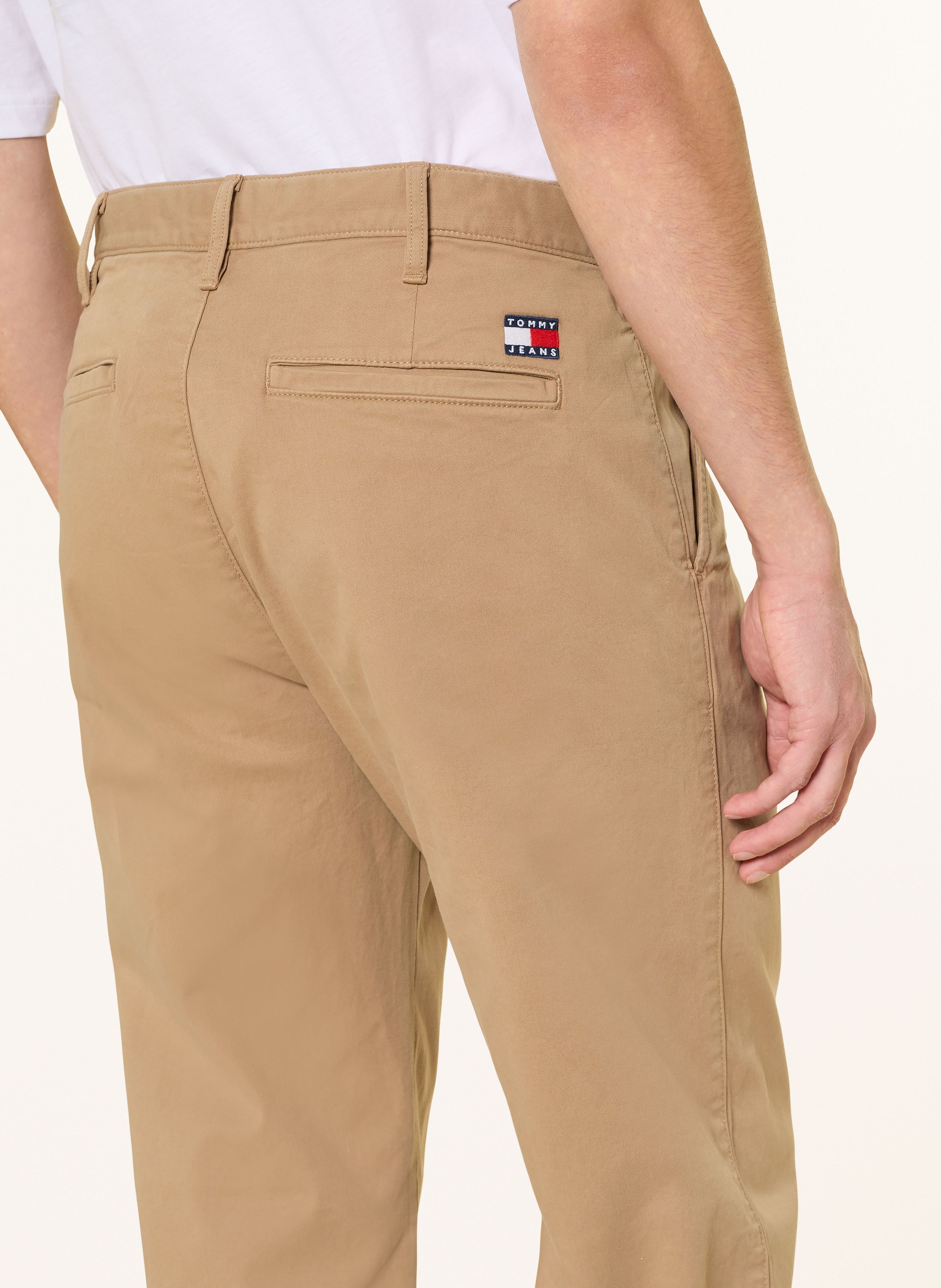 Thumbnail - Tommy Jeans Chino Tapered Fit beige