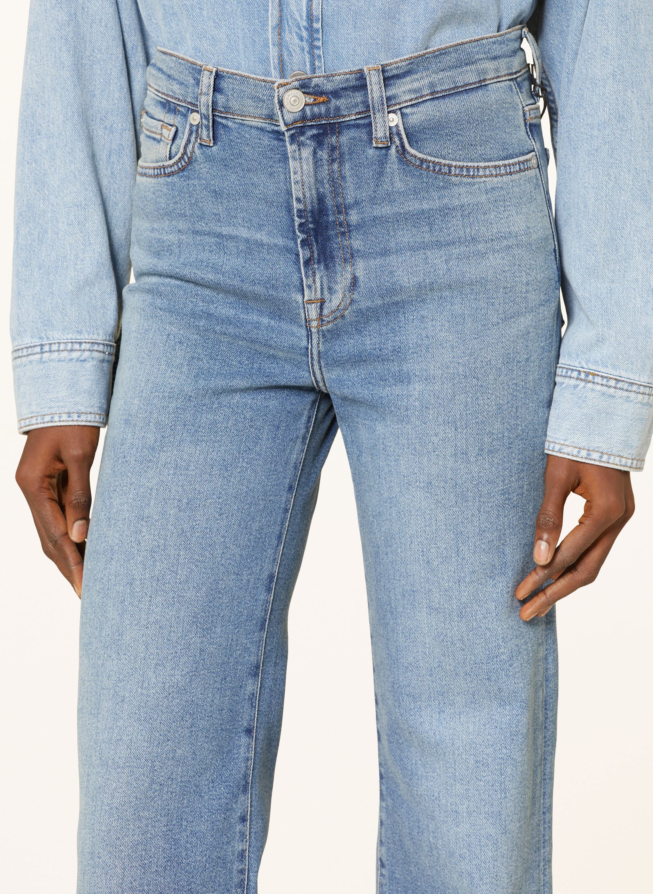 Thumbnail - 7 For All Mankind Flared Jeans Modern Dojo blau