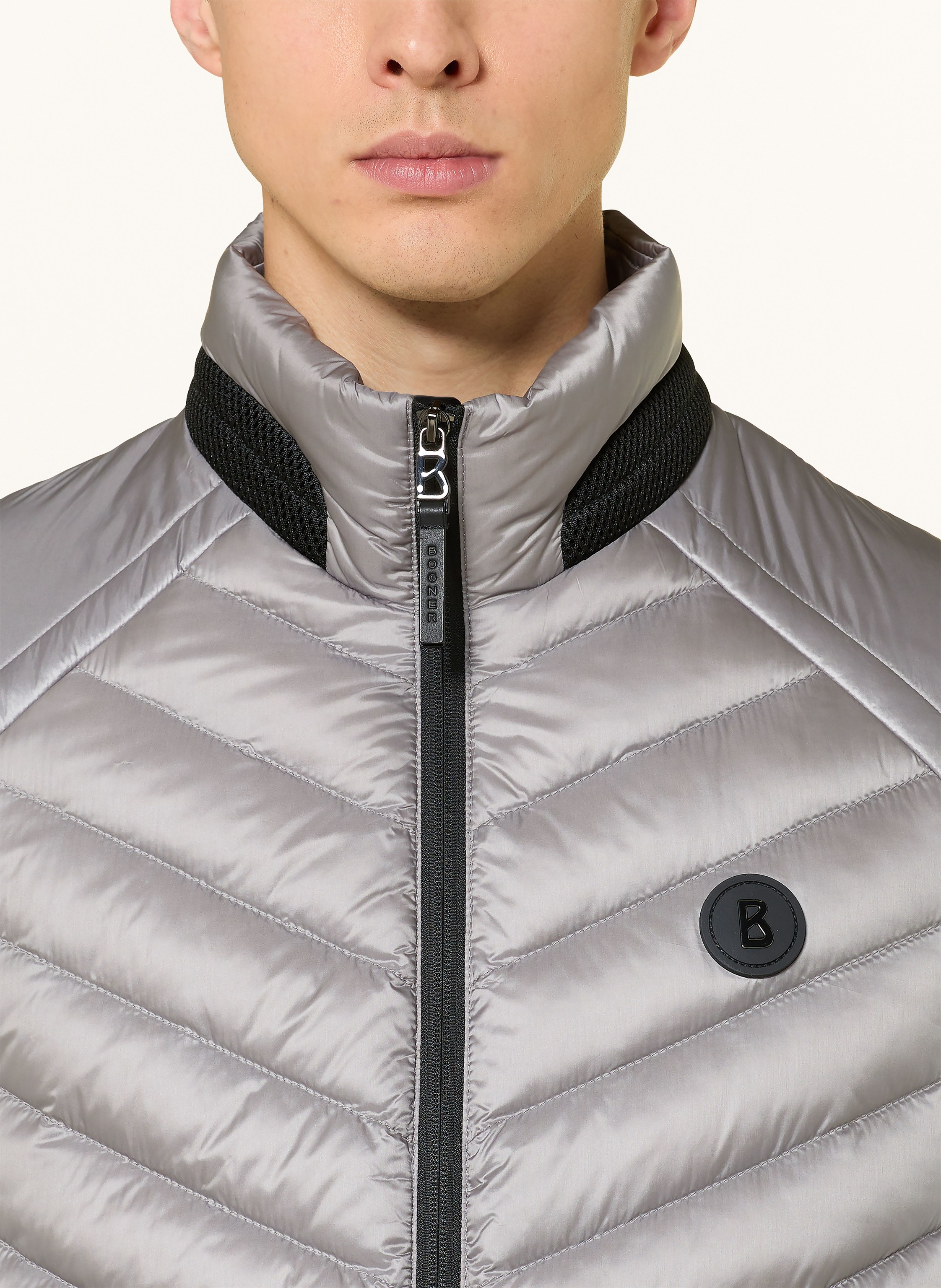 Thumbnail - Bogner Daunenweste Lasse grau