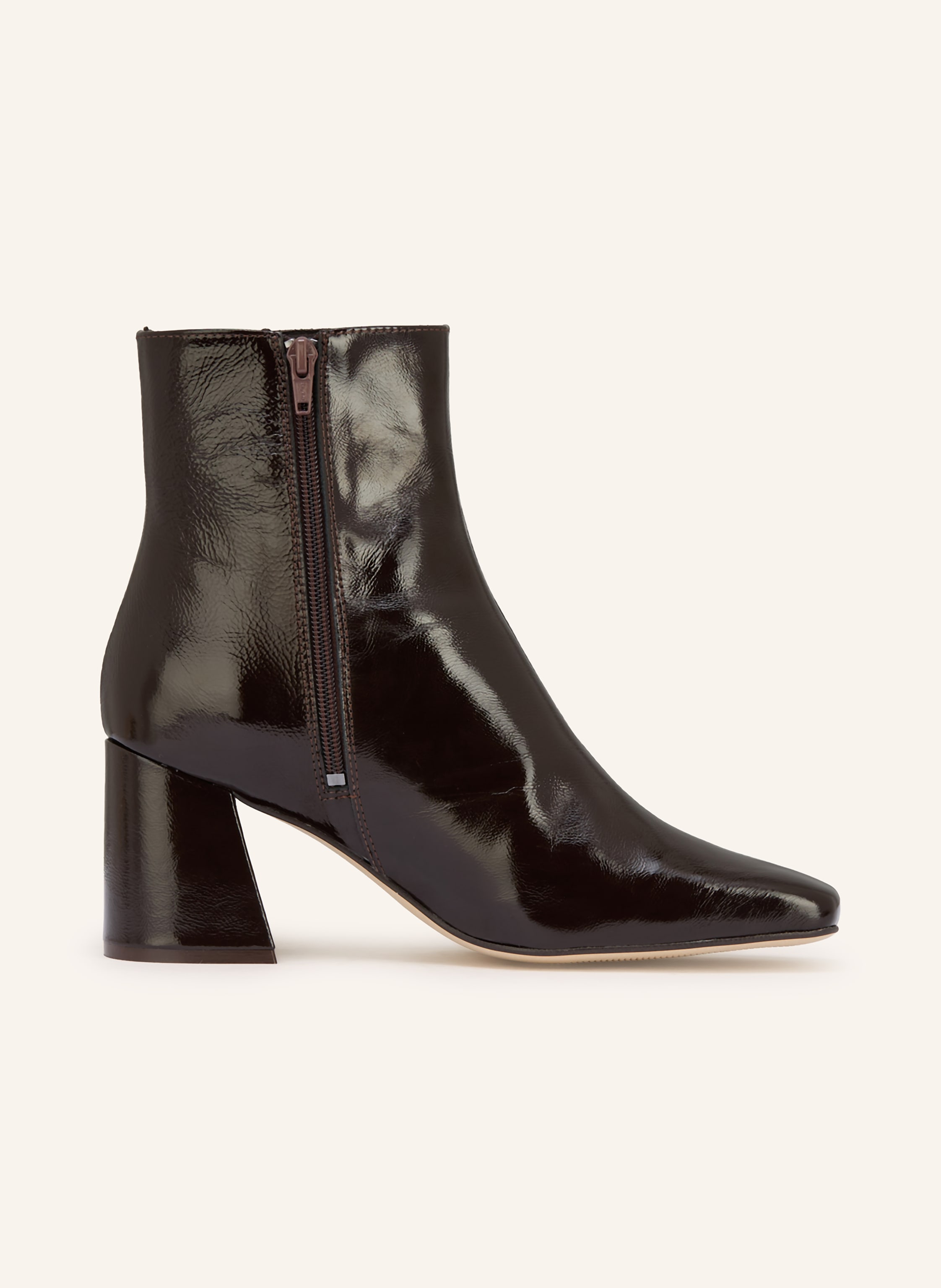 Thumbnail - Mrs & Hugs Lack-Stiefeletten braun