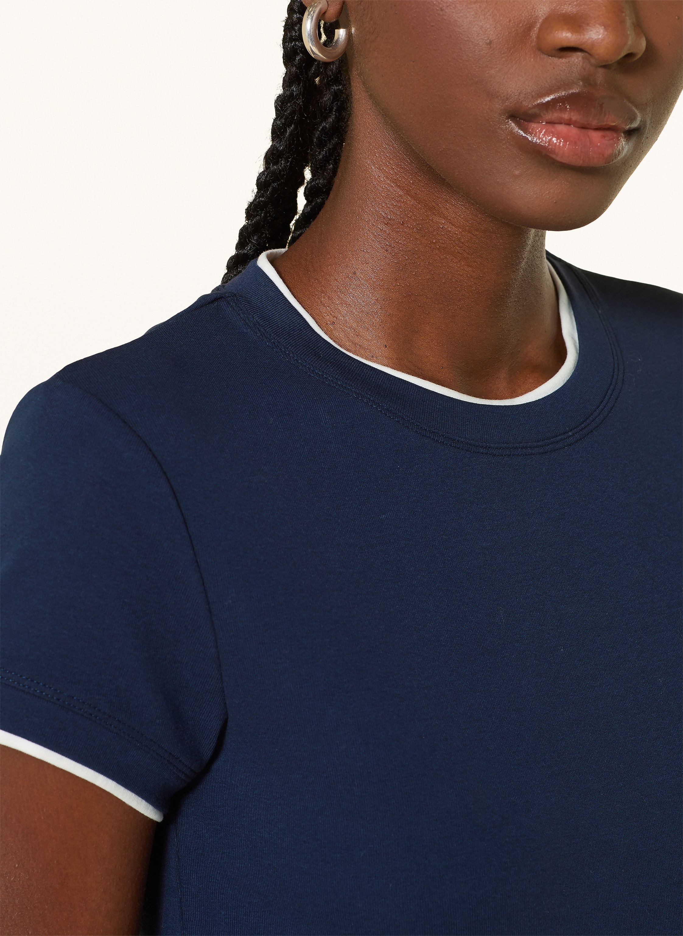 Thumbnail - Mrs & Hugs T-Shirt blau