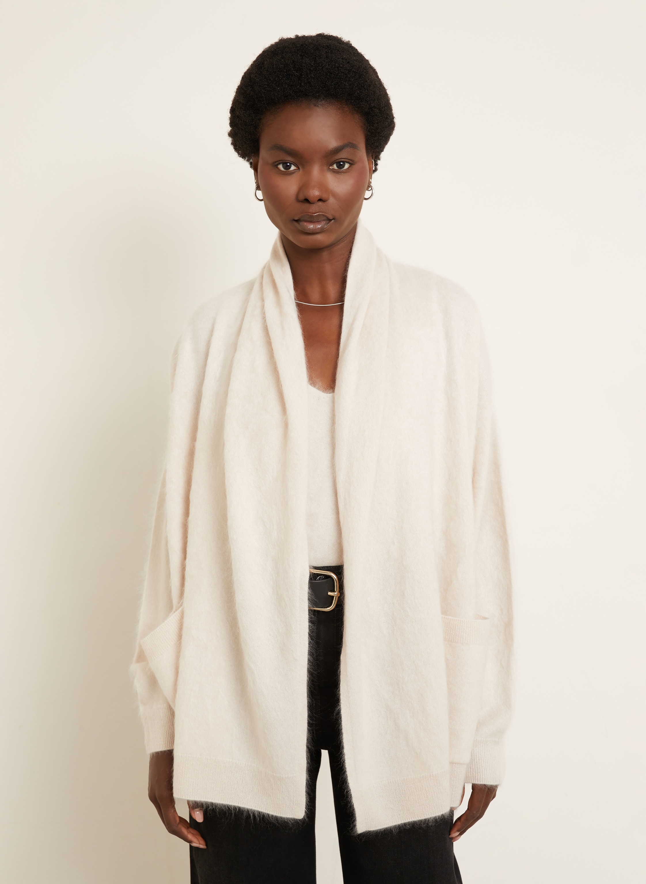 Thumbnail - Iris Von Arnim Strickhülle Kamelia Aus Cashmere beige