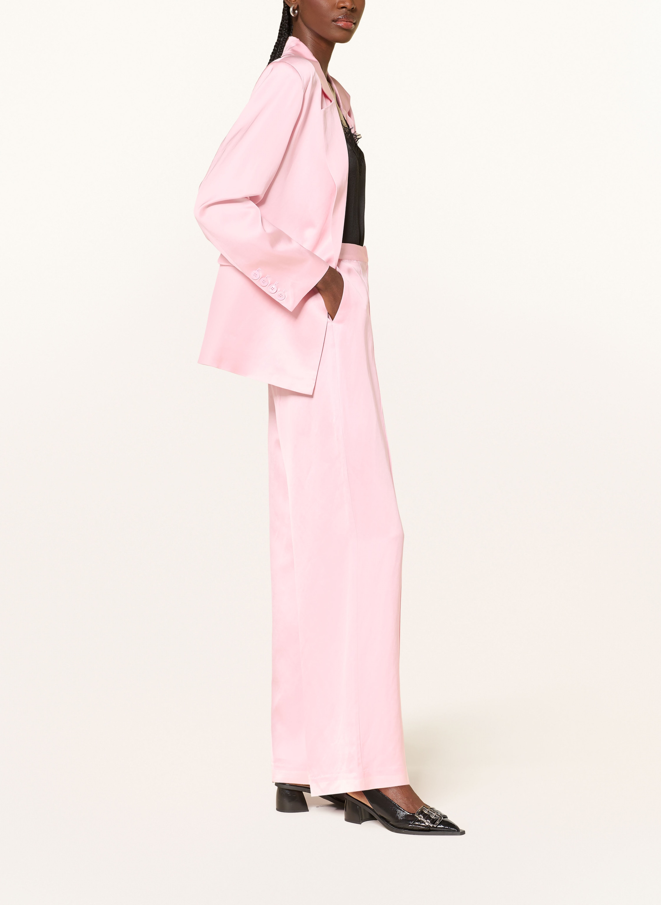 Thumbnail - Mrs & Hugs Marlenehose Aus Satin rosa