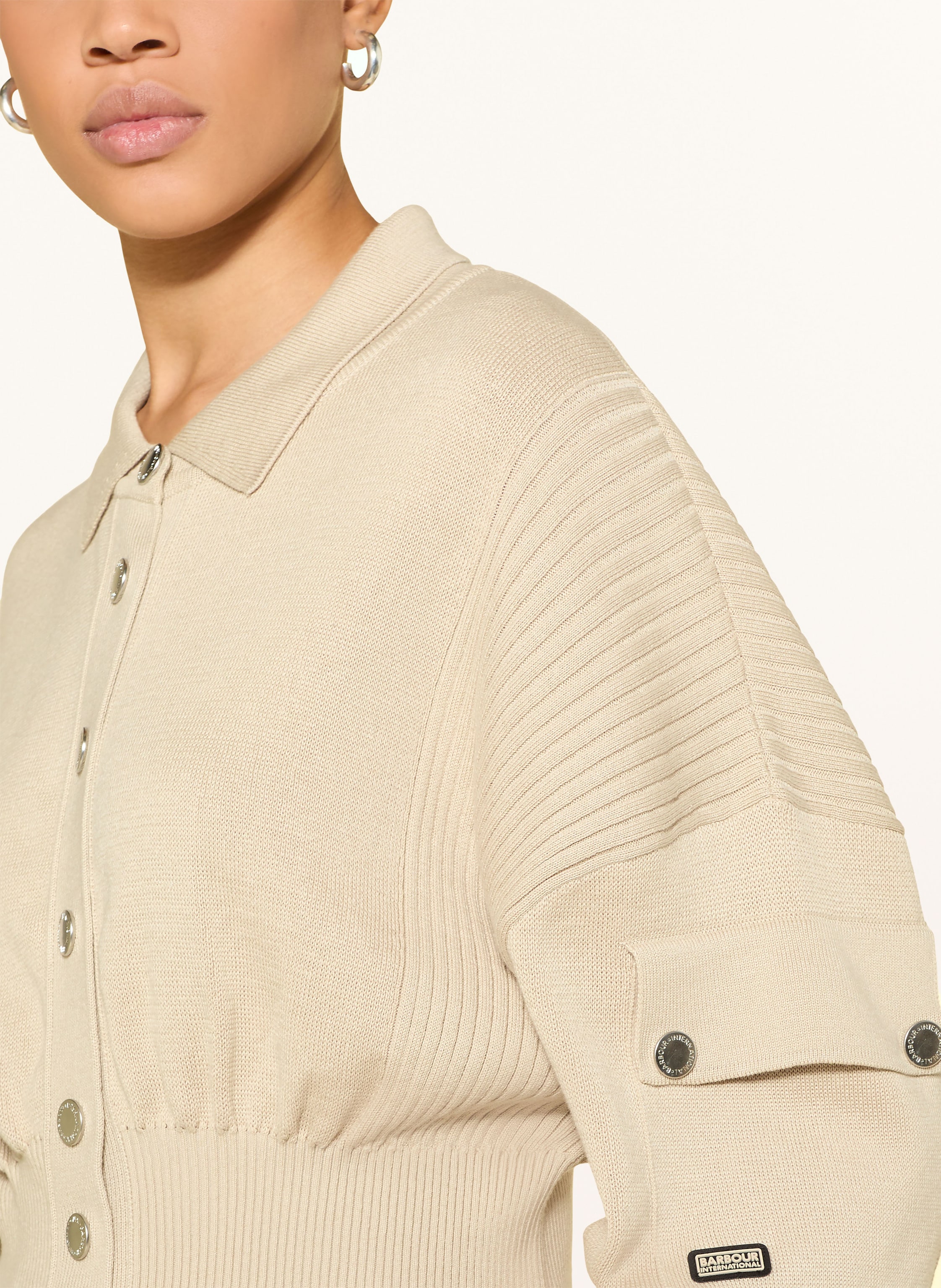 Thumbnail - Barbour International Strickjacke Gigi beige
