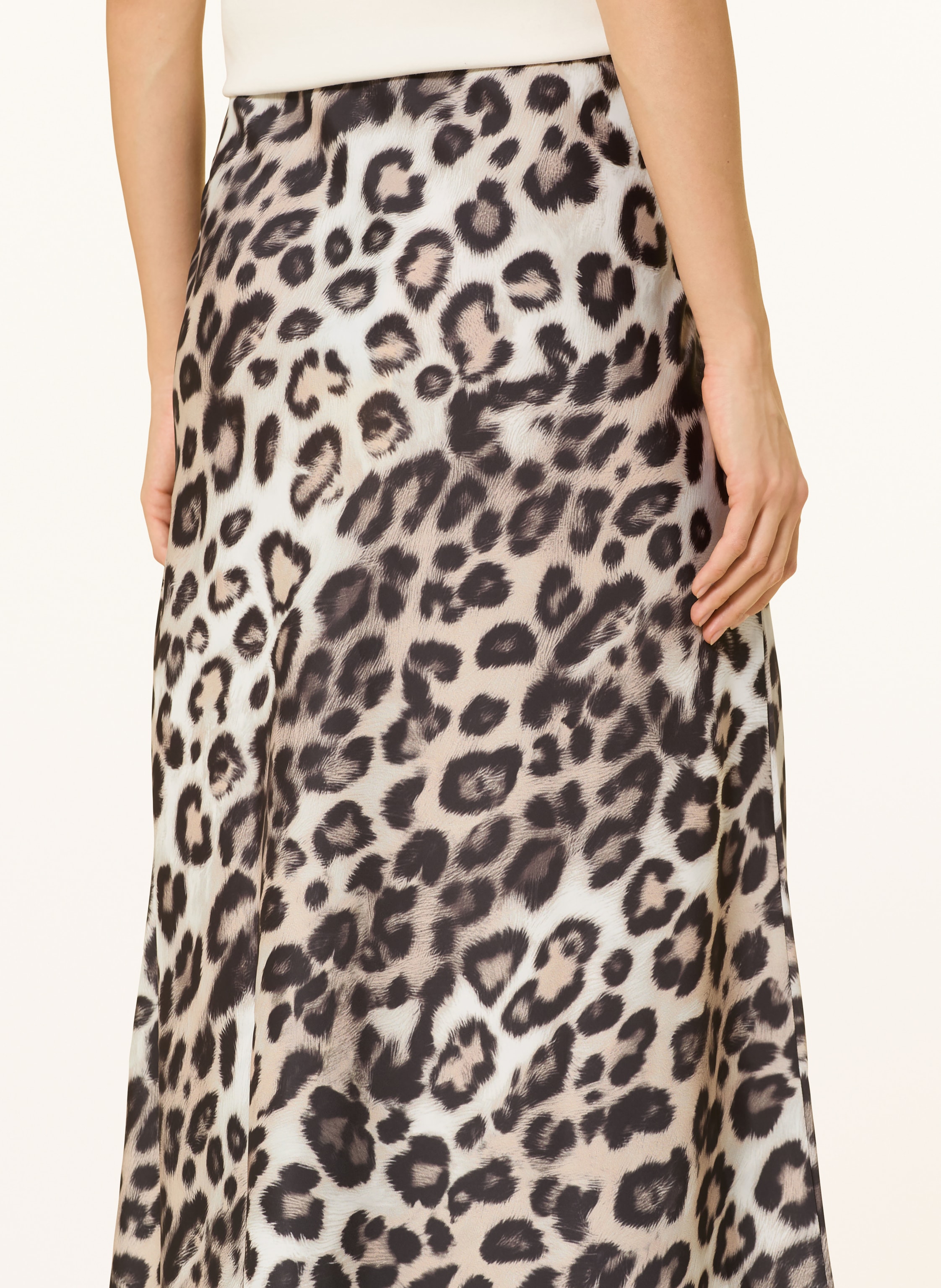 Thumbnail - Monari Satinrock schwarz