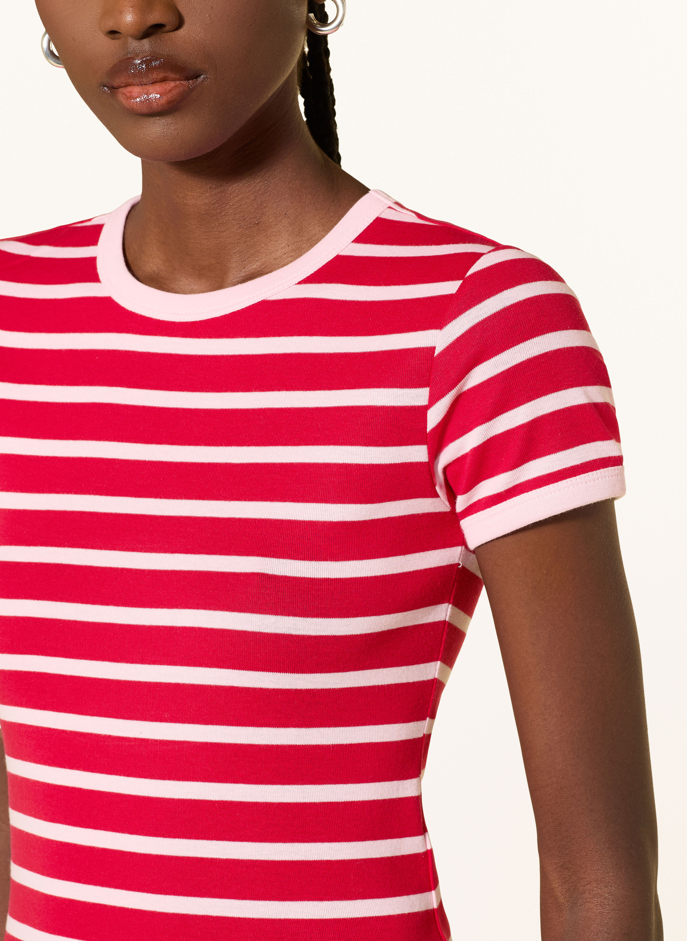 Thumbnail - Mrs & Hugs T-Shirt rot