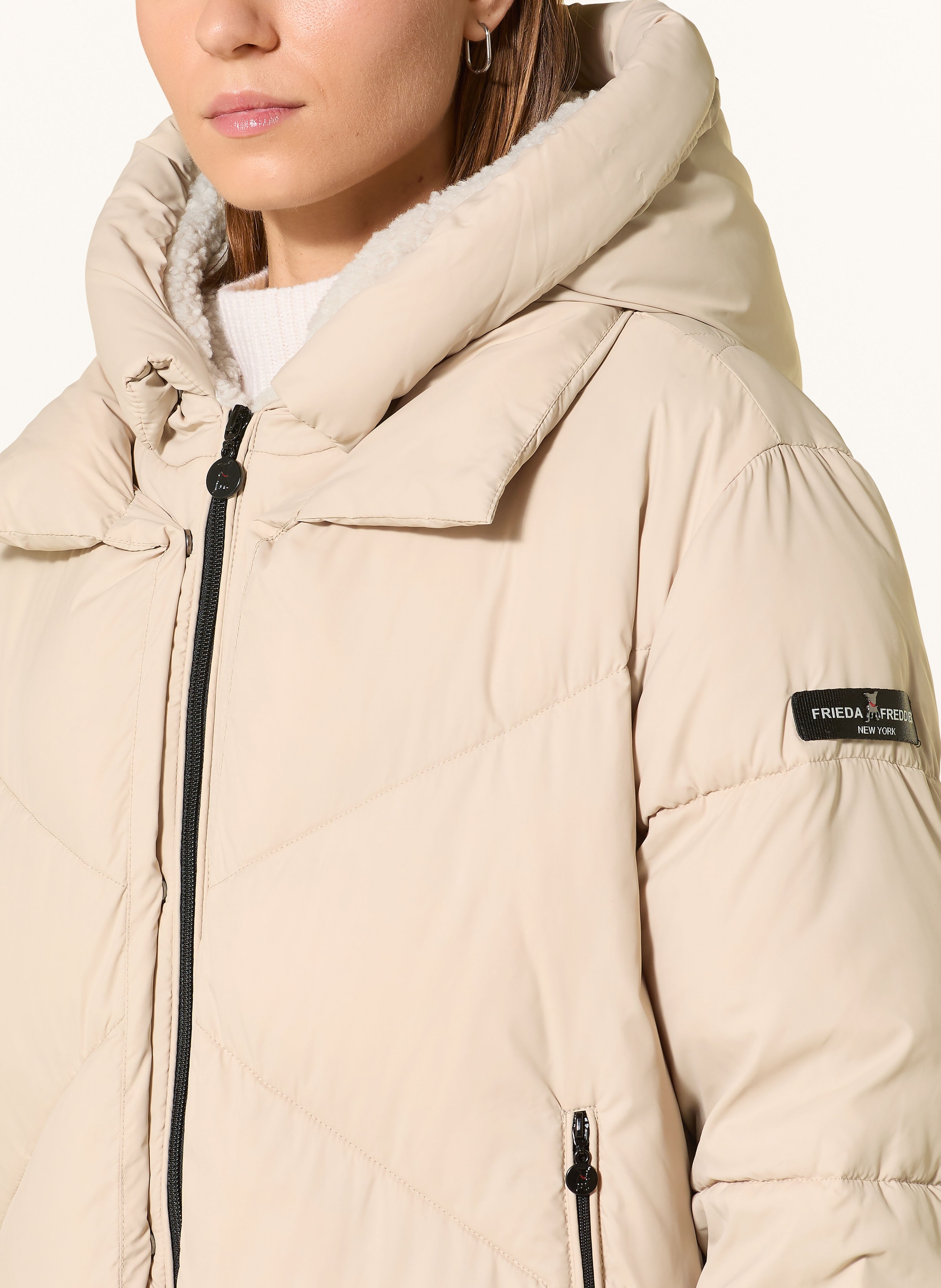 Thumbnail - Frieda & Freddies Steppmantel Storm Hero beige