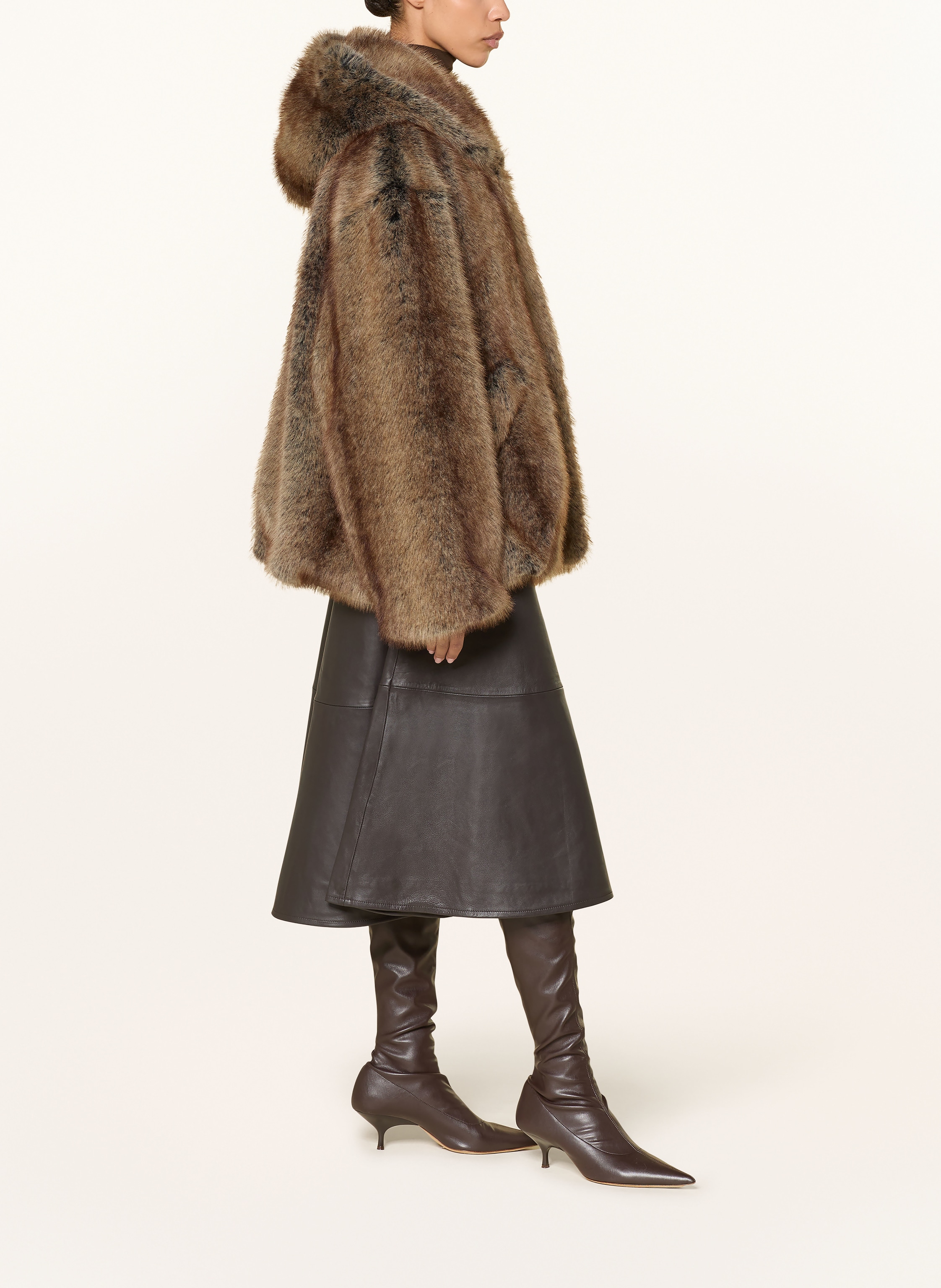 Thumbnail - The Frankie Shop Kunstfell-Jacke Emma braun