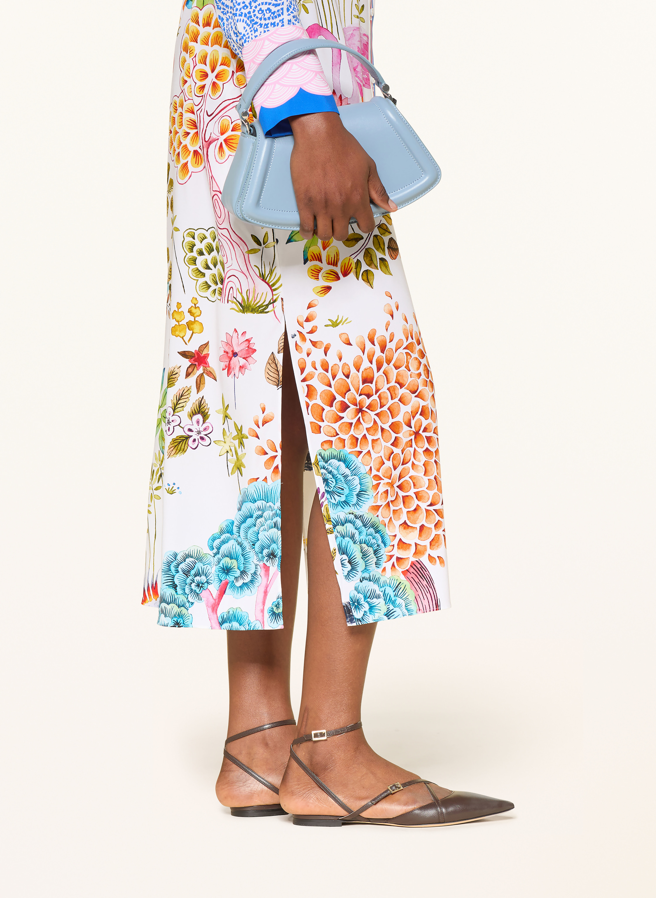 Thumbnail - Herzens Hemdblusenkleid Aus Seide blau