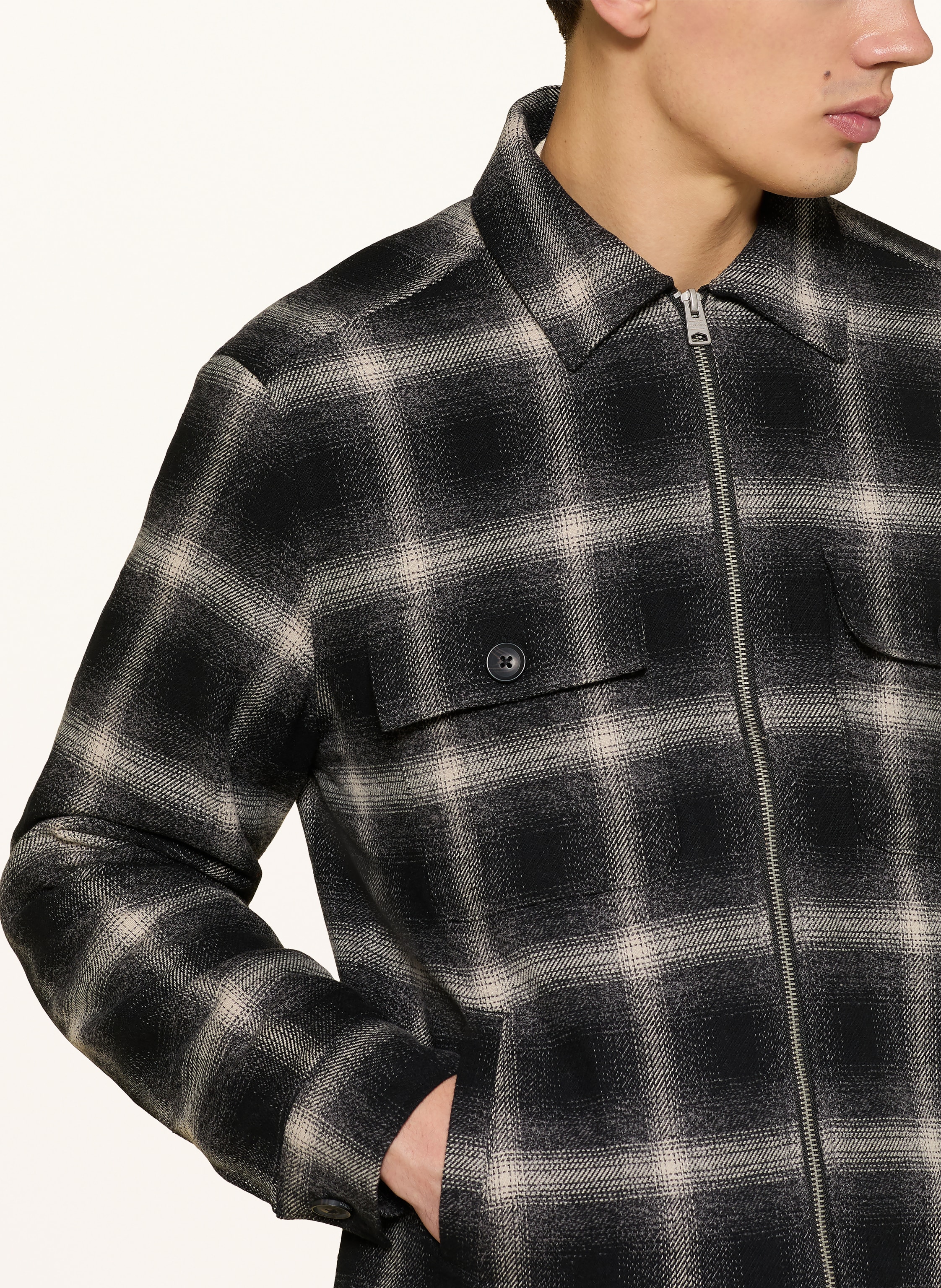 Thumbnail - Allsaints Overjacket Bayo Mit Teddyfell schwarz