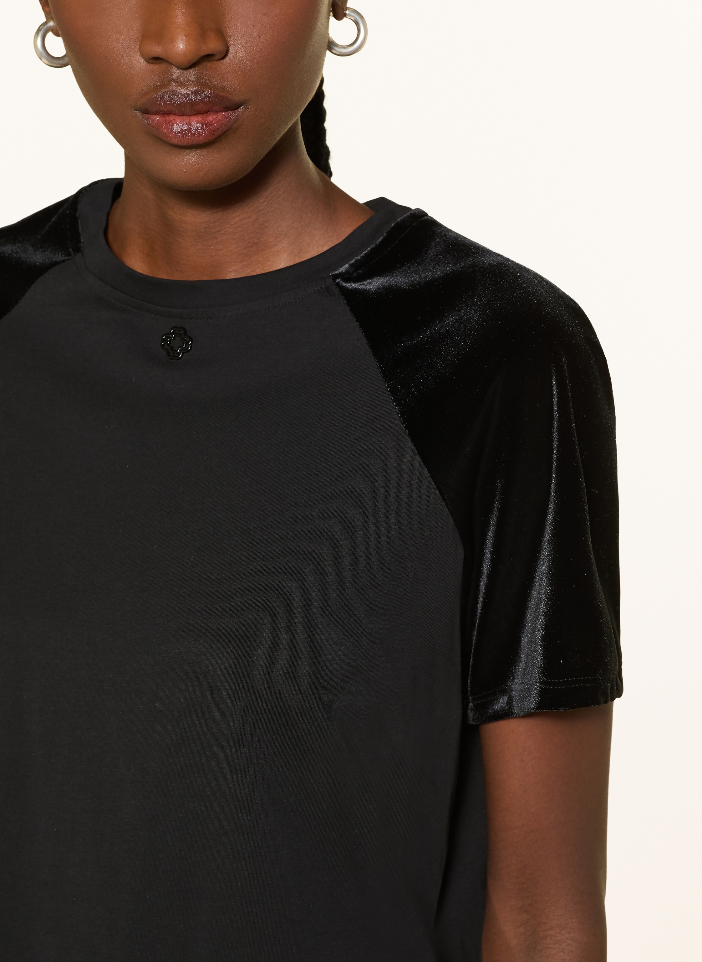 Thumbnail - Maje T-Shirt Im Materialmix schwarz