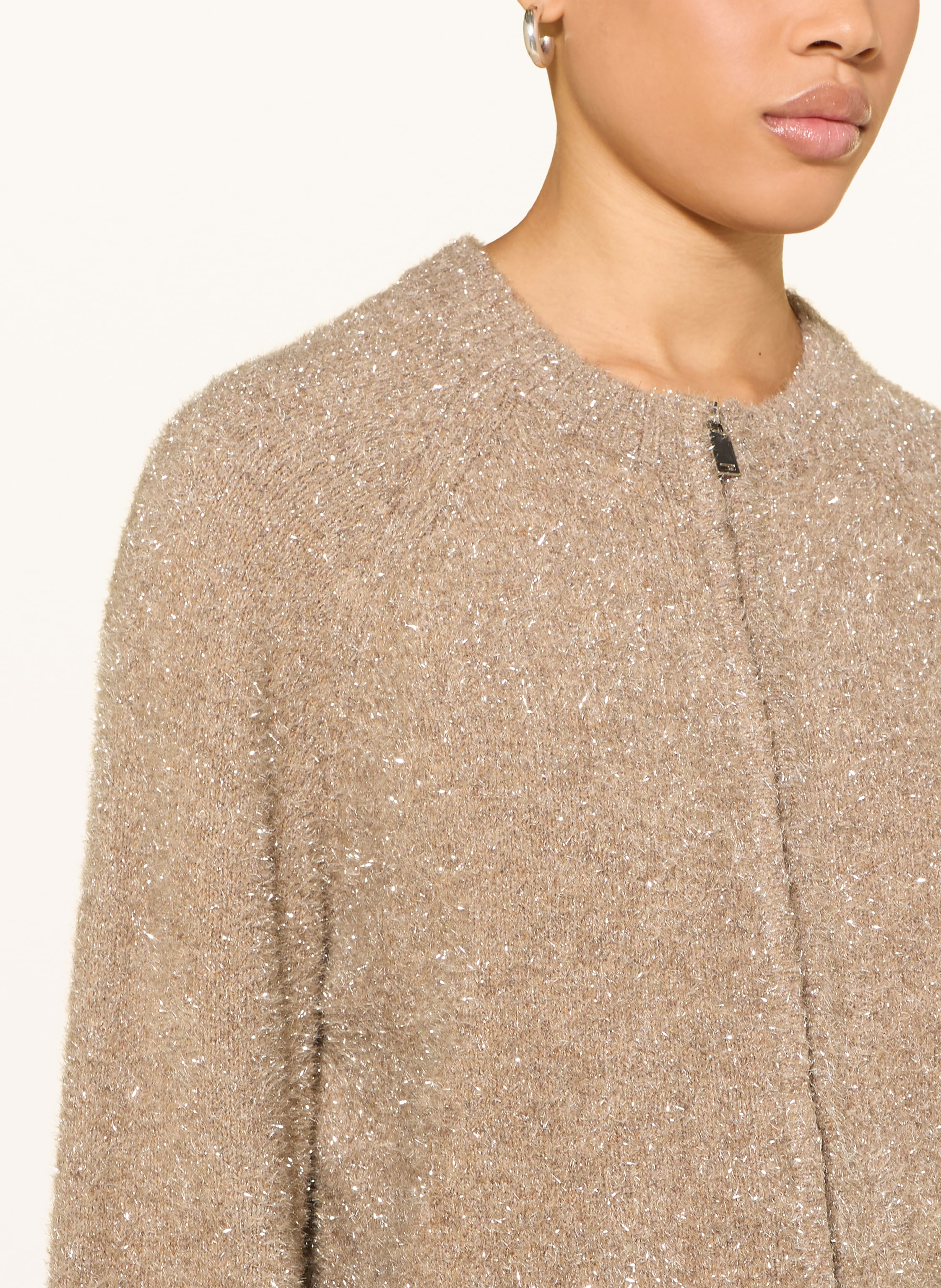 Thumbnail - Opus Strickjacke Dosmic Mit Glitzergarn beige