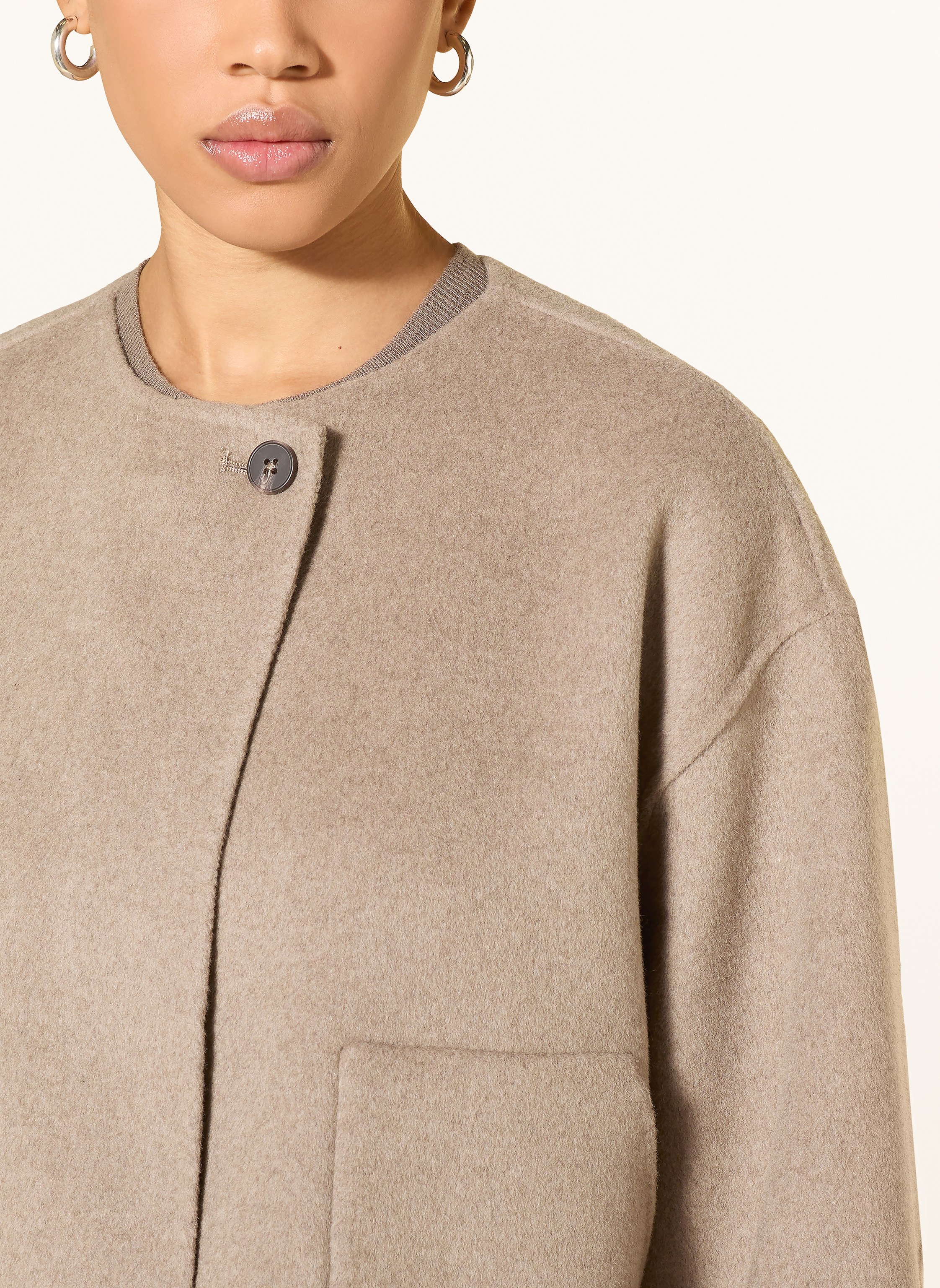 Thumbnail - Opus Jacke Henrica Mit Abnehmbarem Schal beige