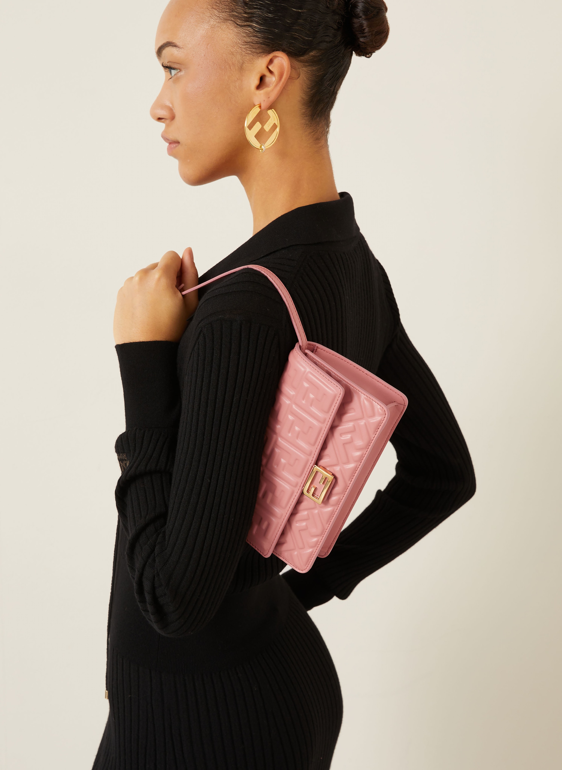 Thumbnail - Fendi Geldbörse Baguette Zum Umhängen rosa