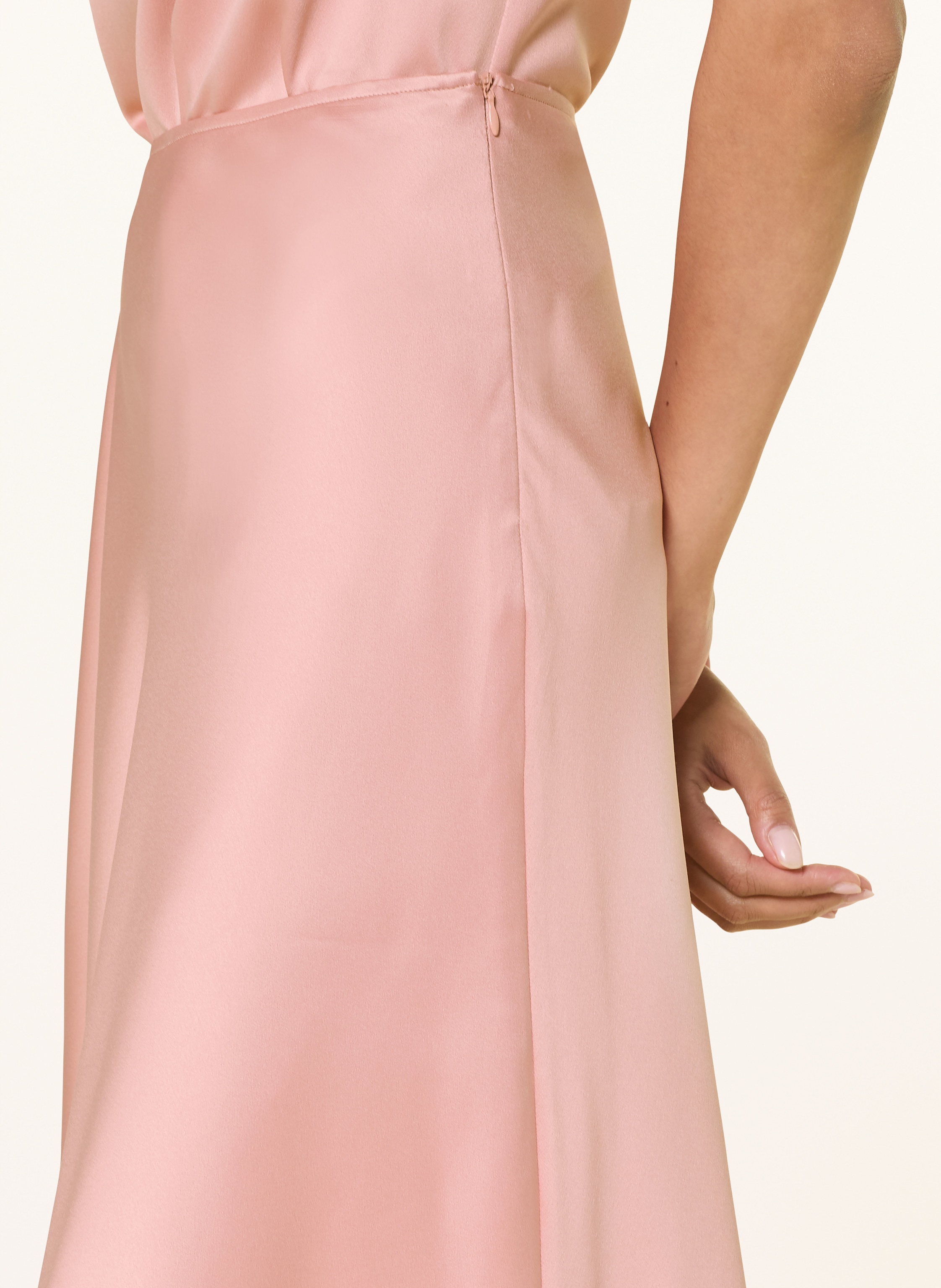 Thumbnail - Juvia Satinrock Fleur rosa