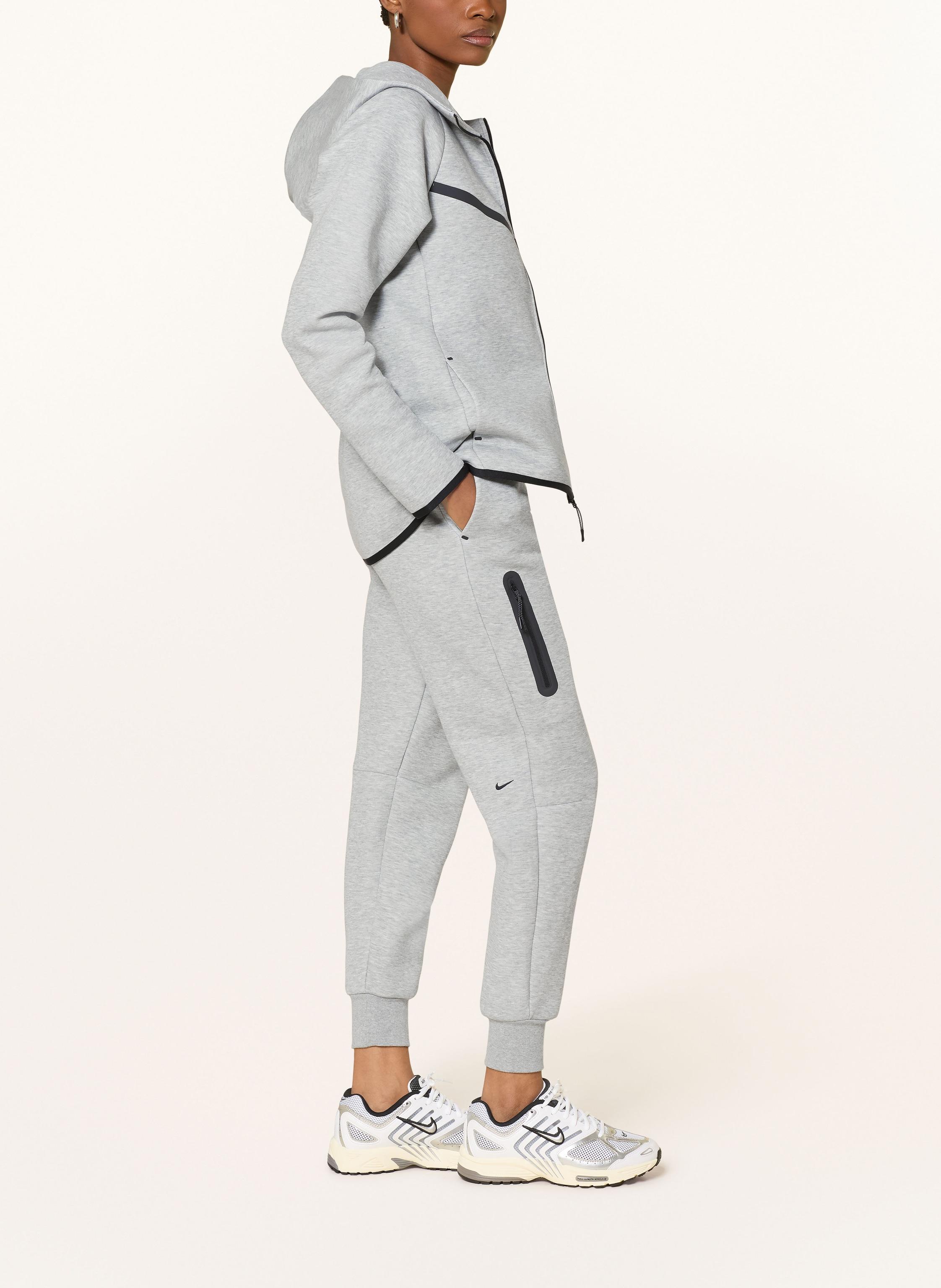 Thumbnail - Nike Sweatjacke Sportswear grau