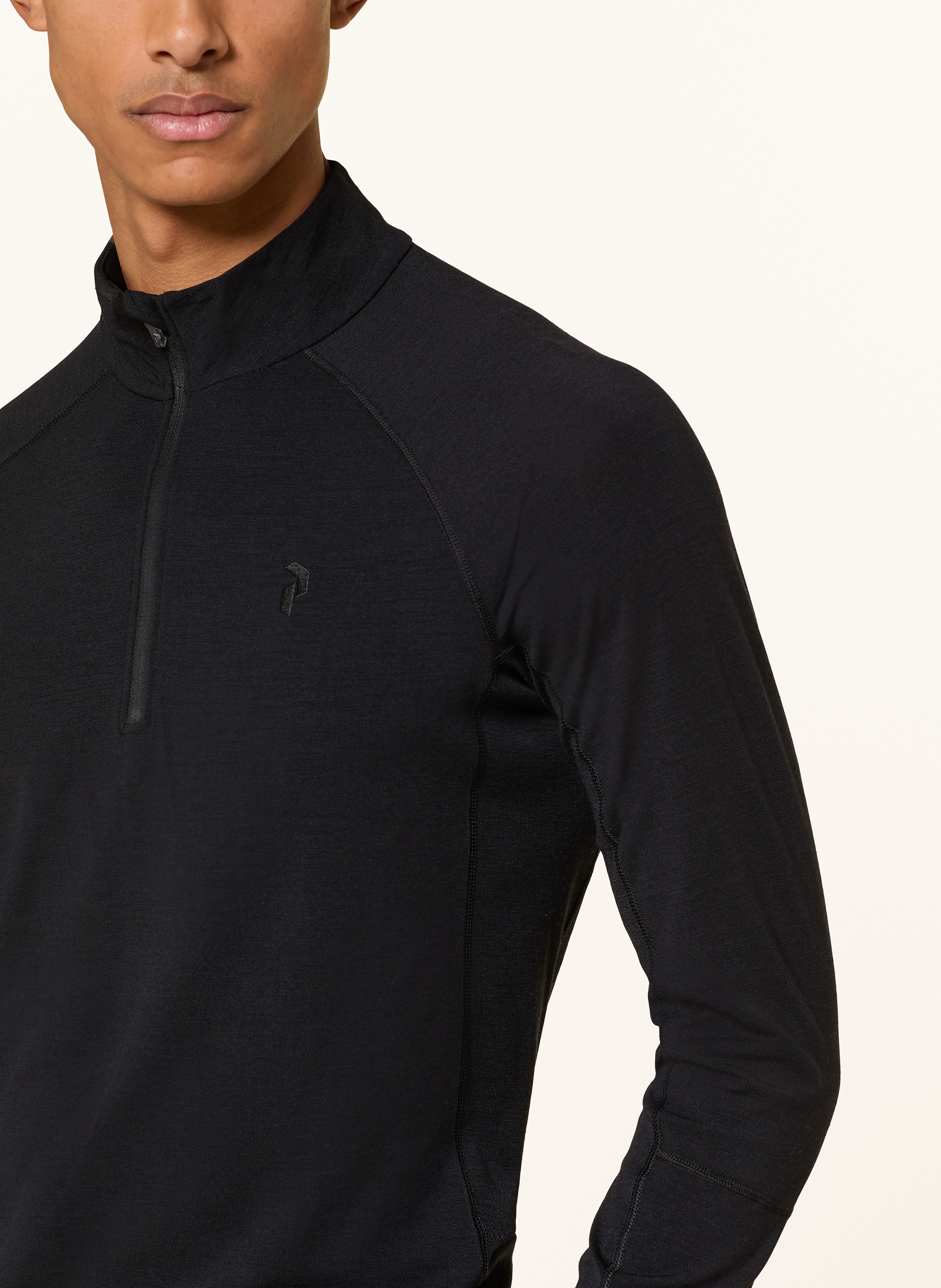 Thumbnail - Peak Performance Midlayer Magic Mit Merinowolle schwarz
